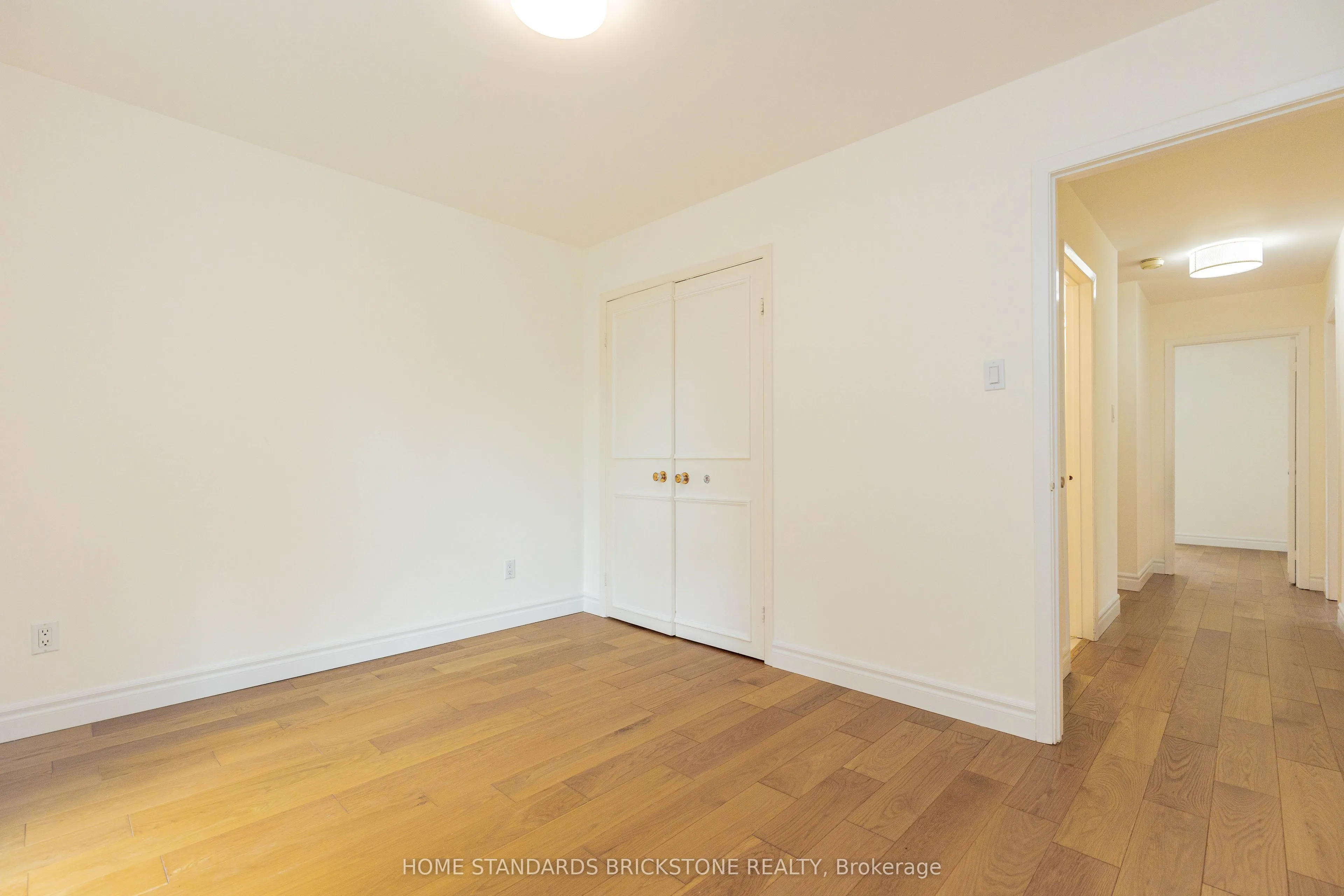 27 Proudbank Millway #50