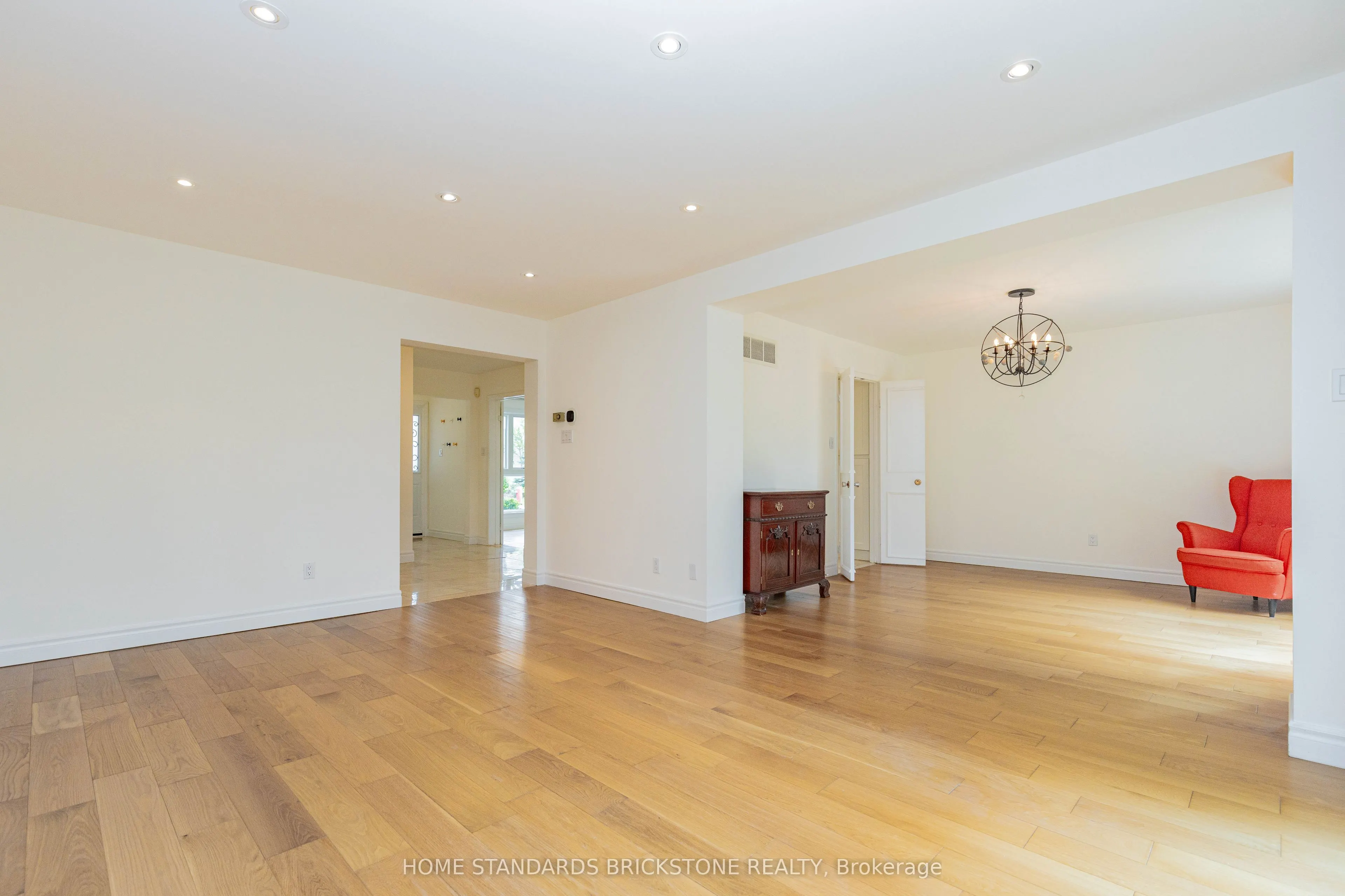 27 Proudbank Millway #50