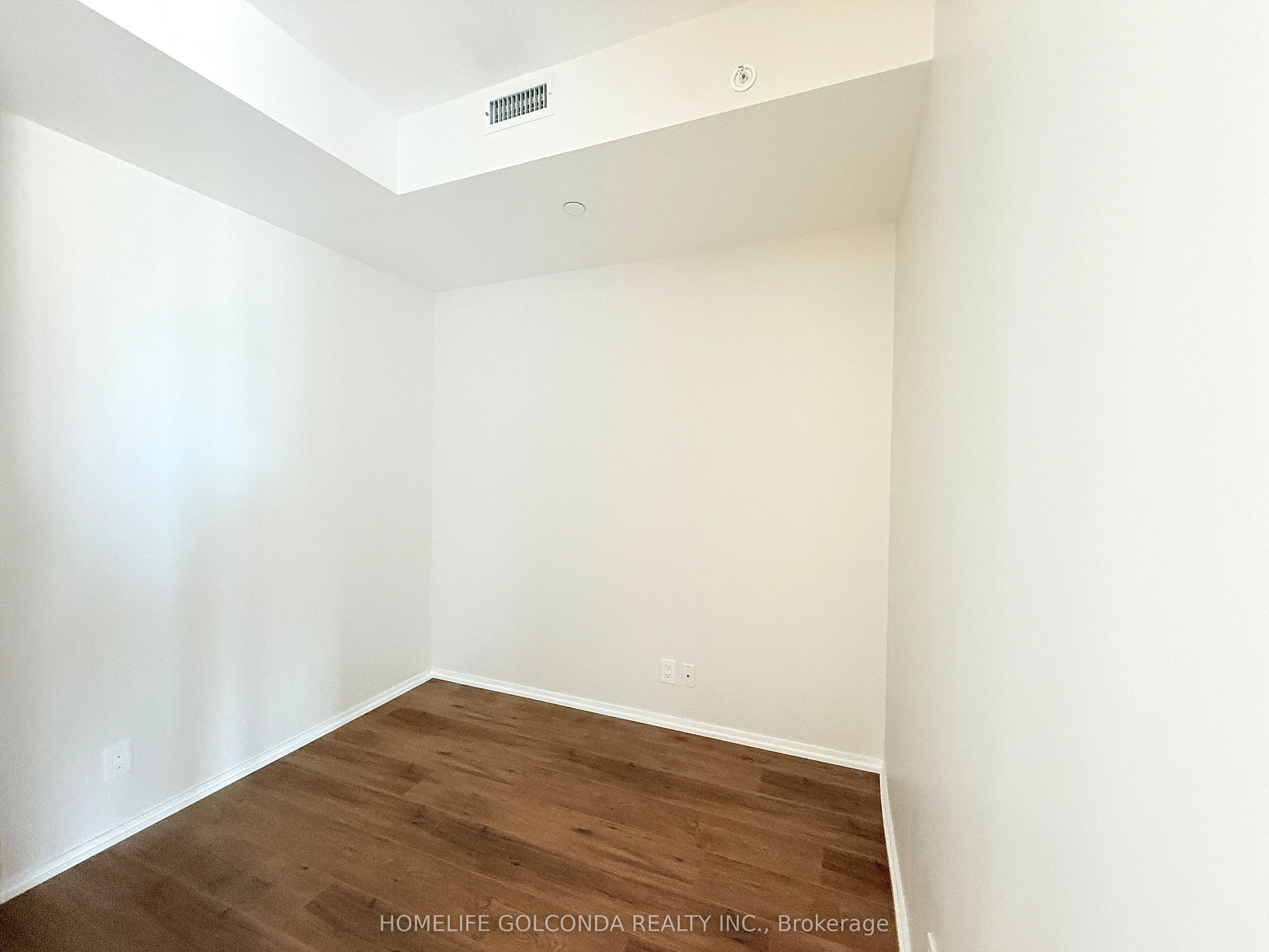 125 Peter Street #3307
