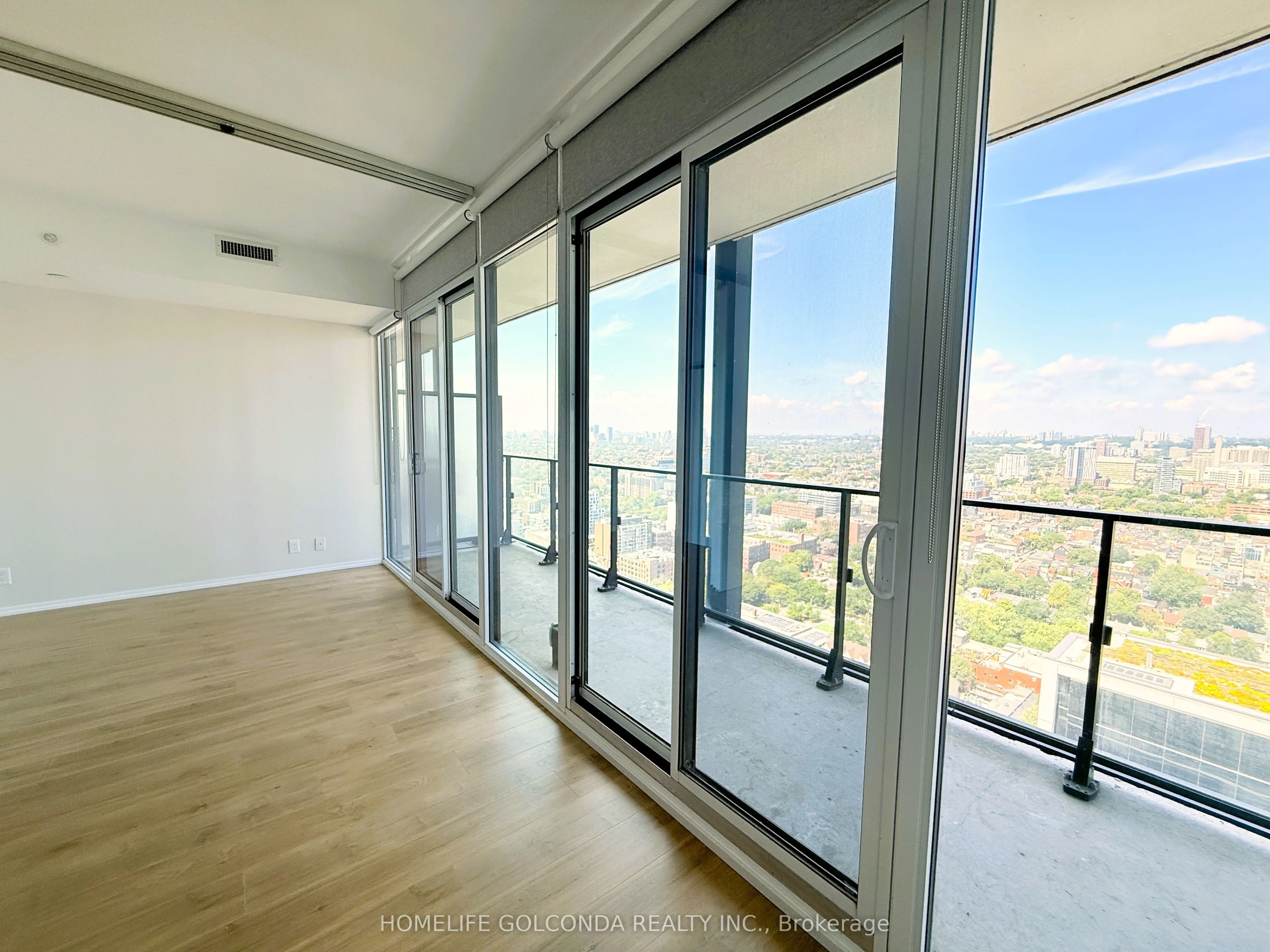 125 Peter Street #3307