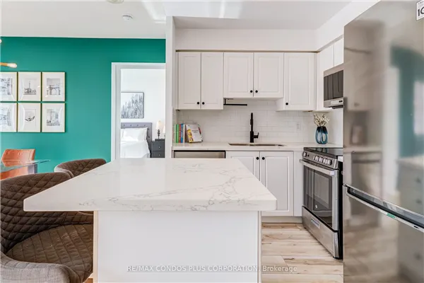 43 Eglinton Avenue E #1901