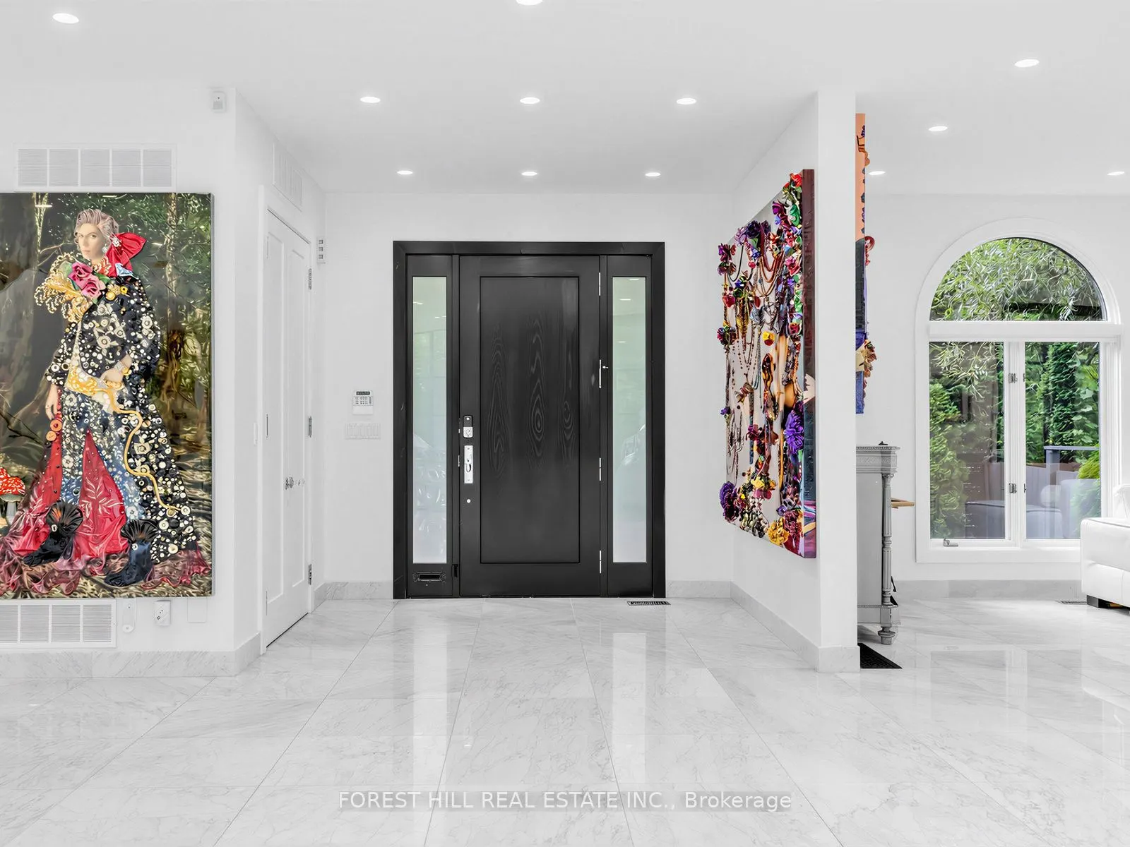 55 Strathearn Boulevard