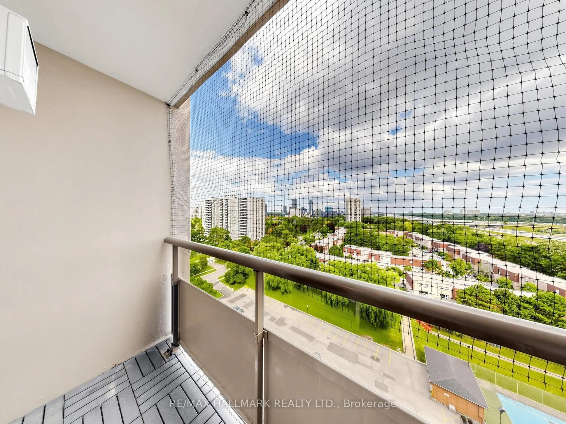 5 Parkway Forest Drive #1609