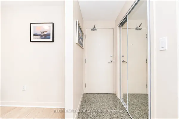 10 Navy Wharf Court #1008