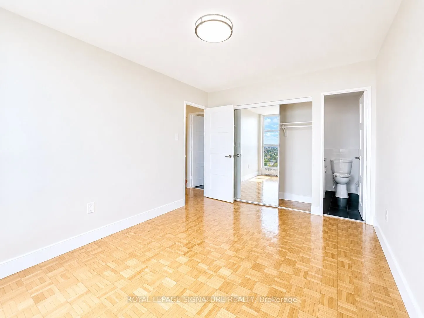 666 Spadina Avenue #410