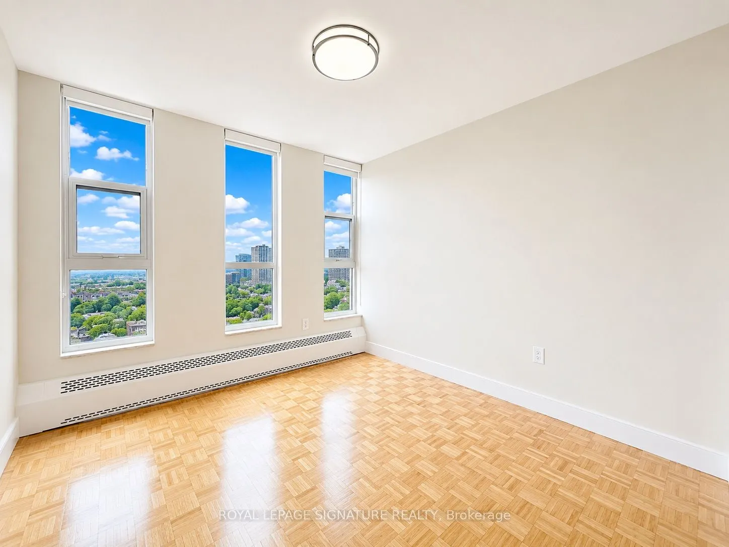 666 Spadina Avenue #410