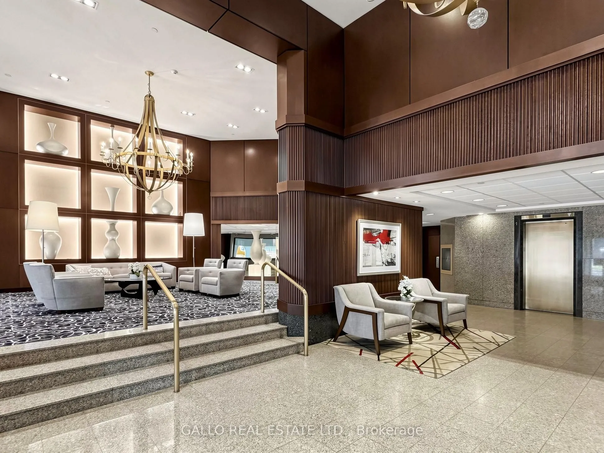 10 Kenneth Avenue #203