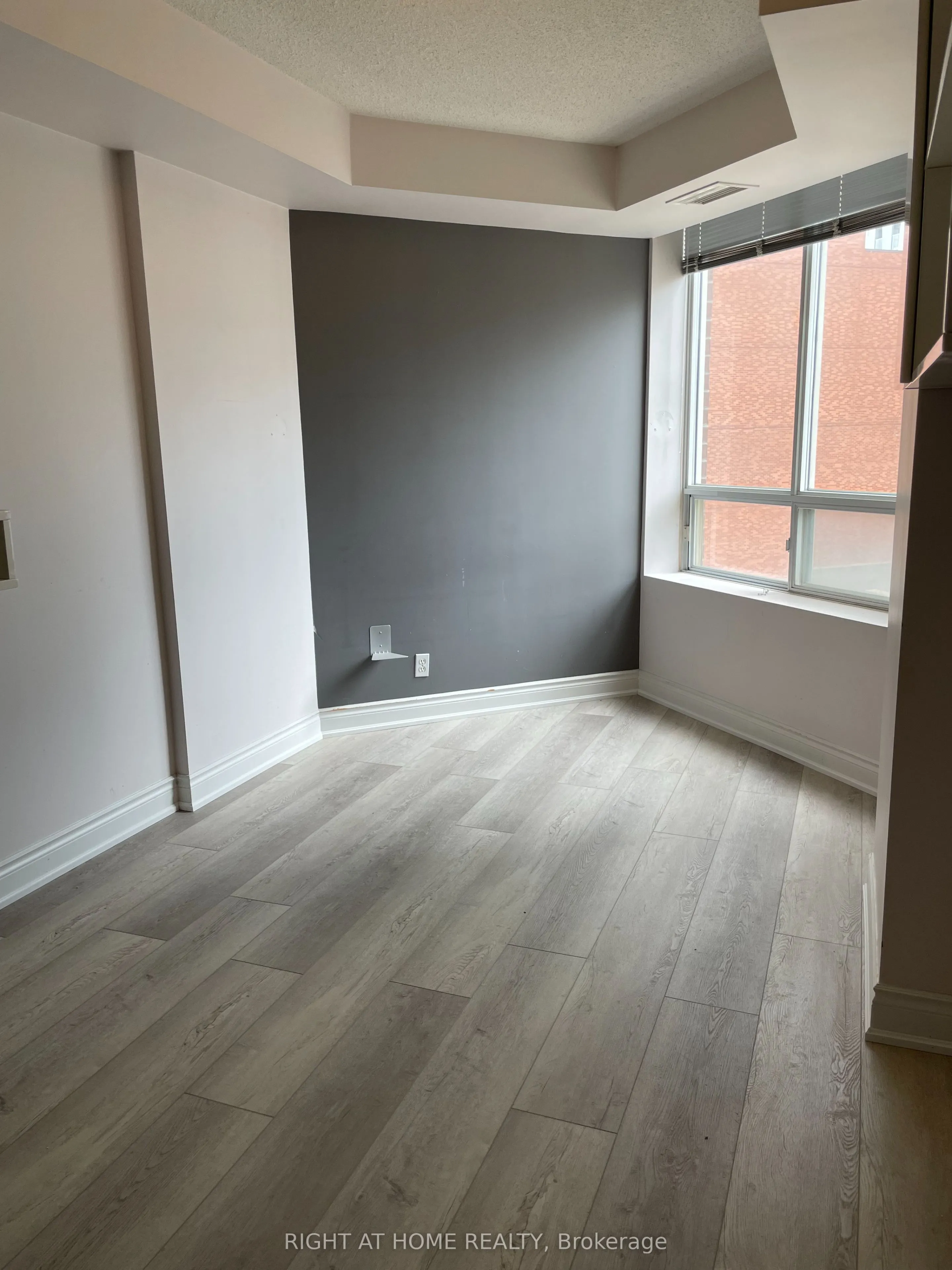 20 Collier Street #407