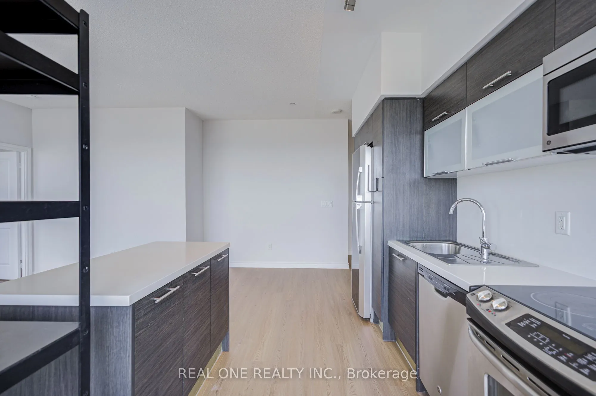 386 Yonge Street #5814