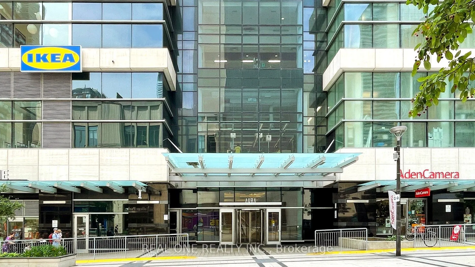 386 Yonge Street #5814