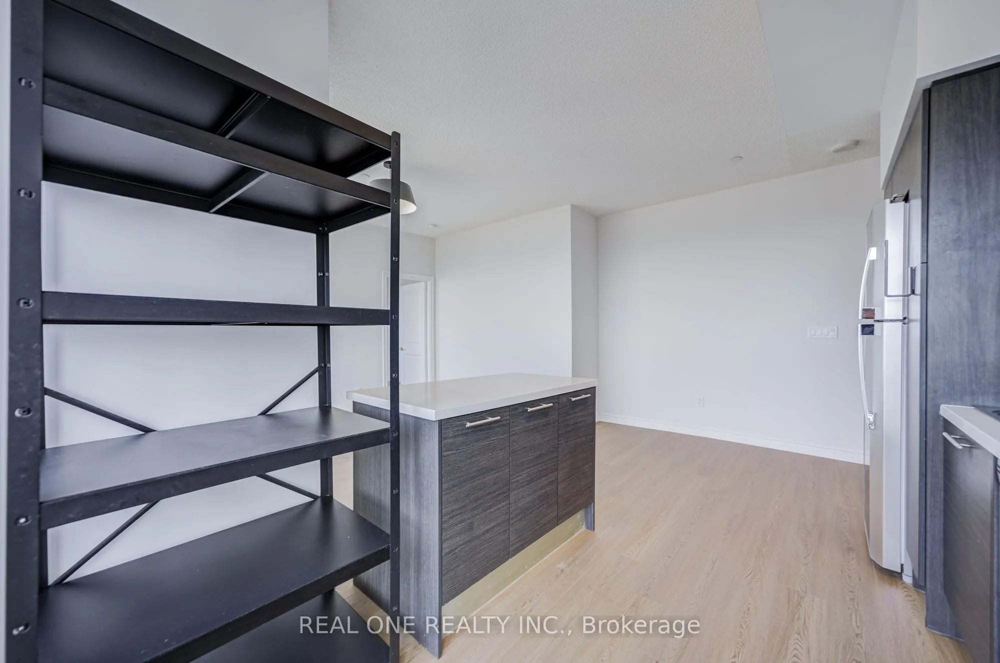 386 Yonge Street #5814