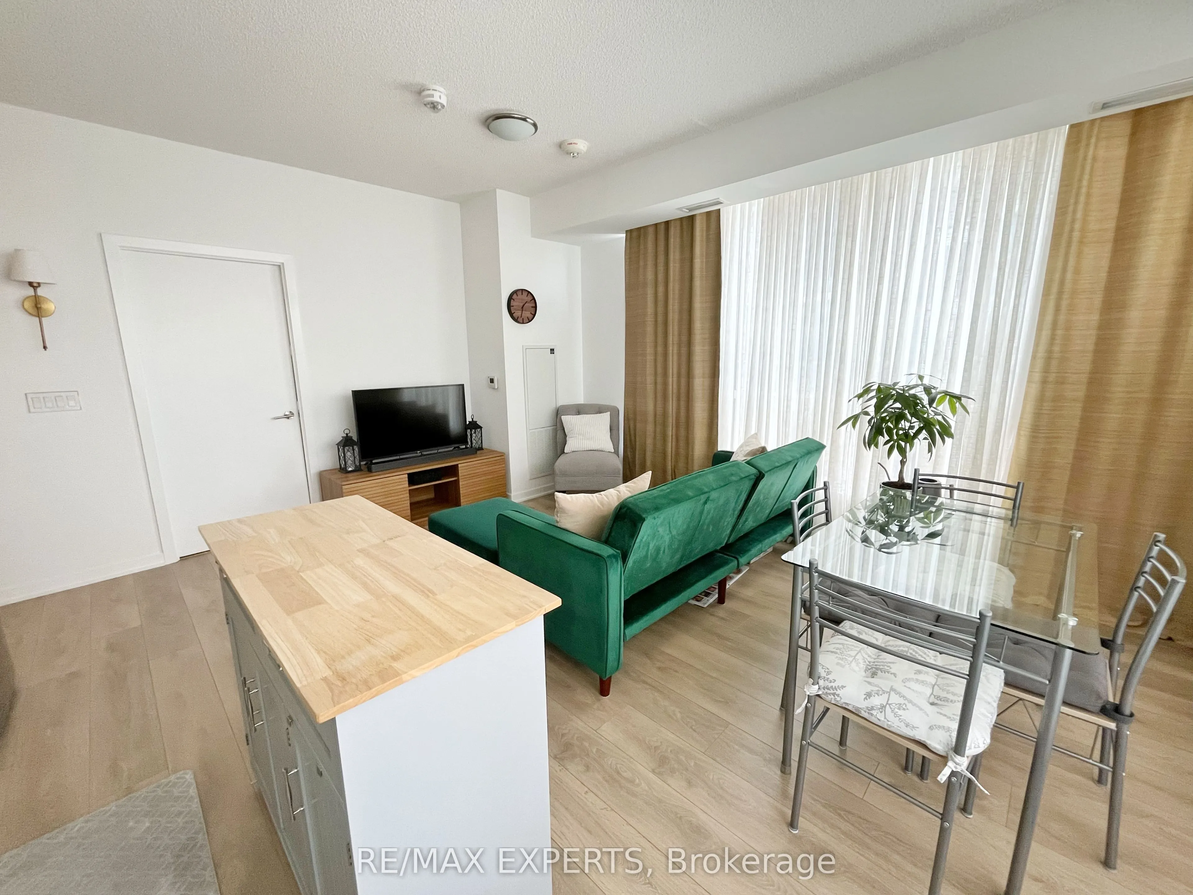 38 Forest Manor Road #419