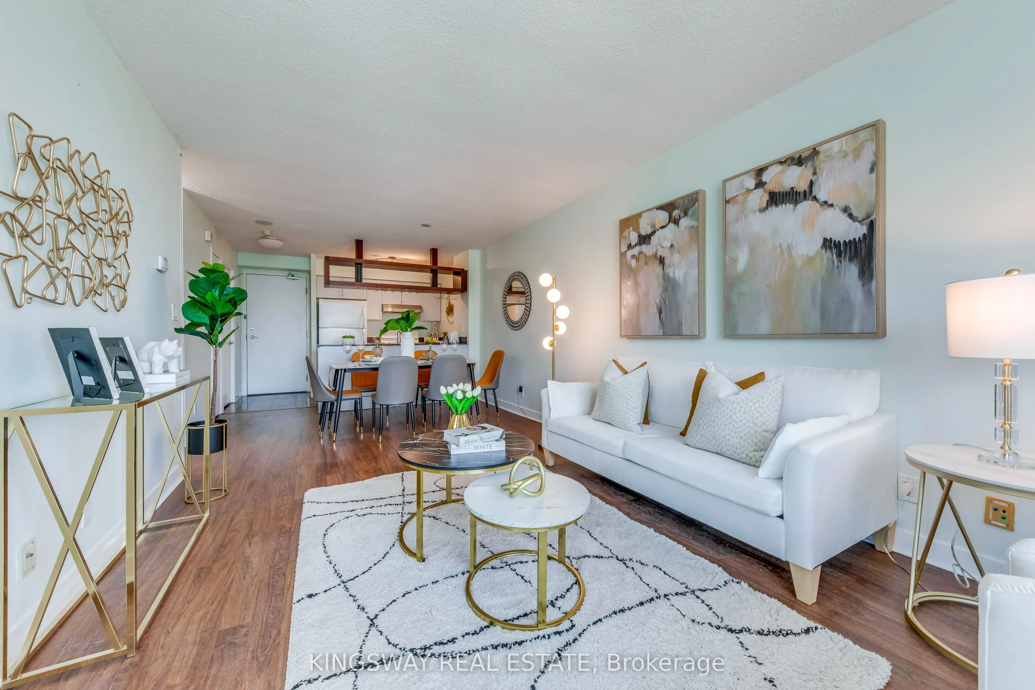 81 Navy Wharf Court #3511