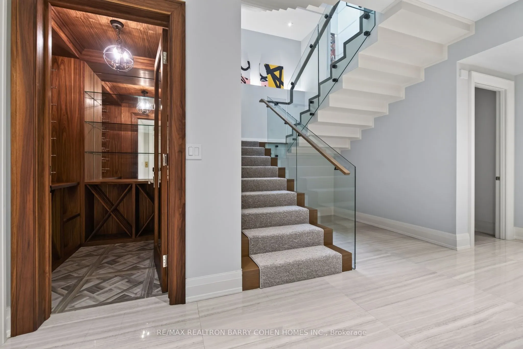 154 Yonge Boulevard