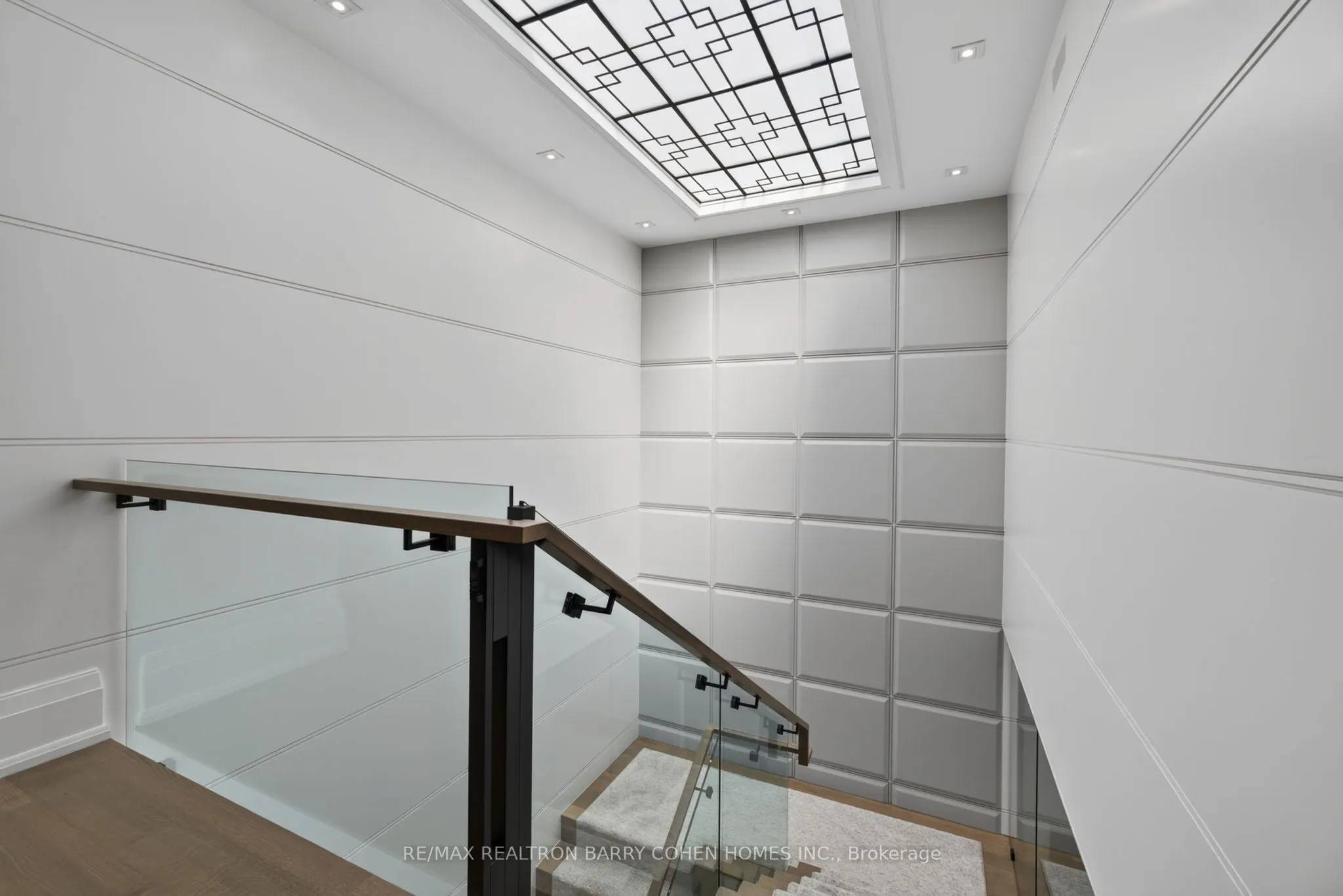 154 Yonge Boulevard