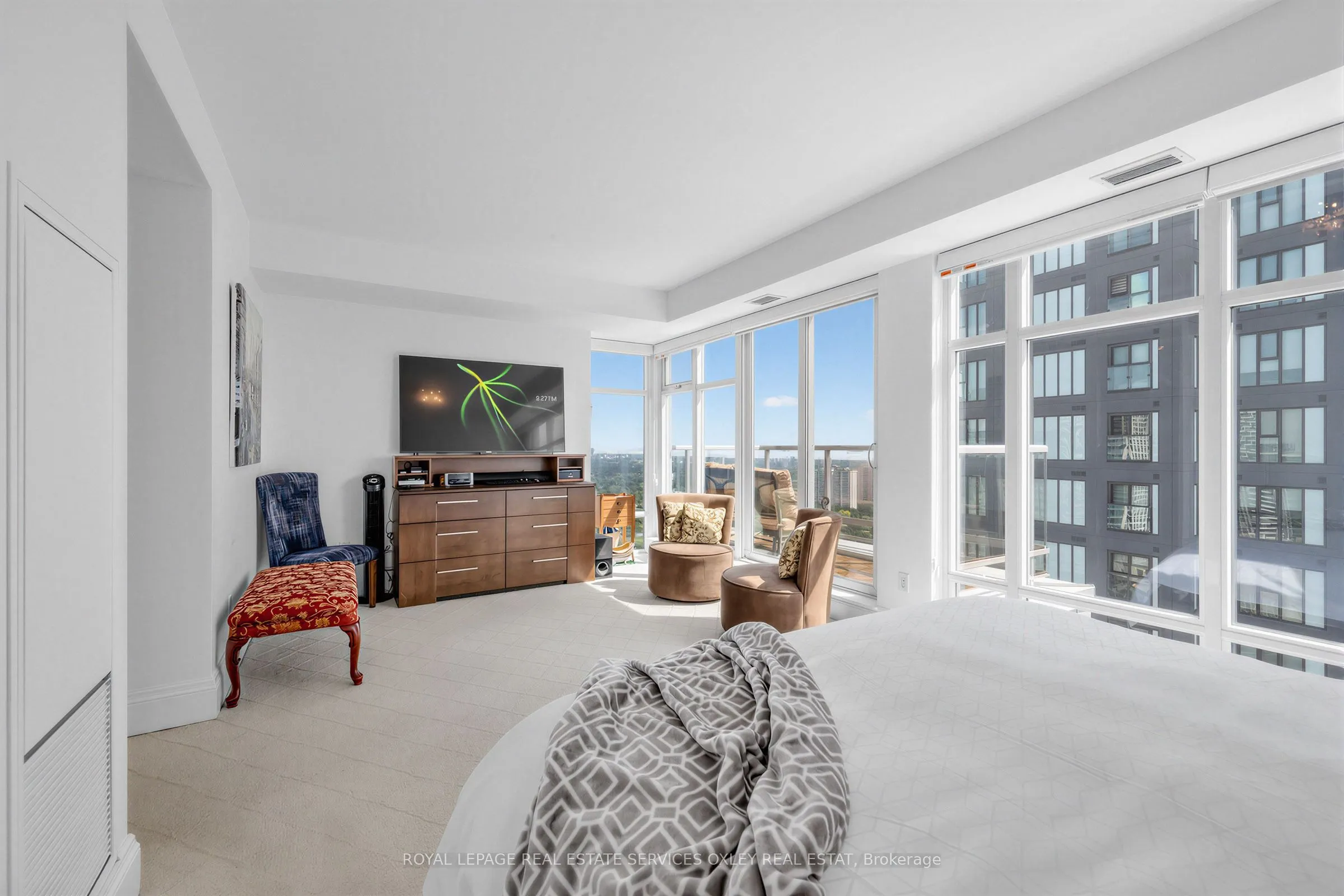 2181 Yonge Street #3701