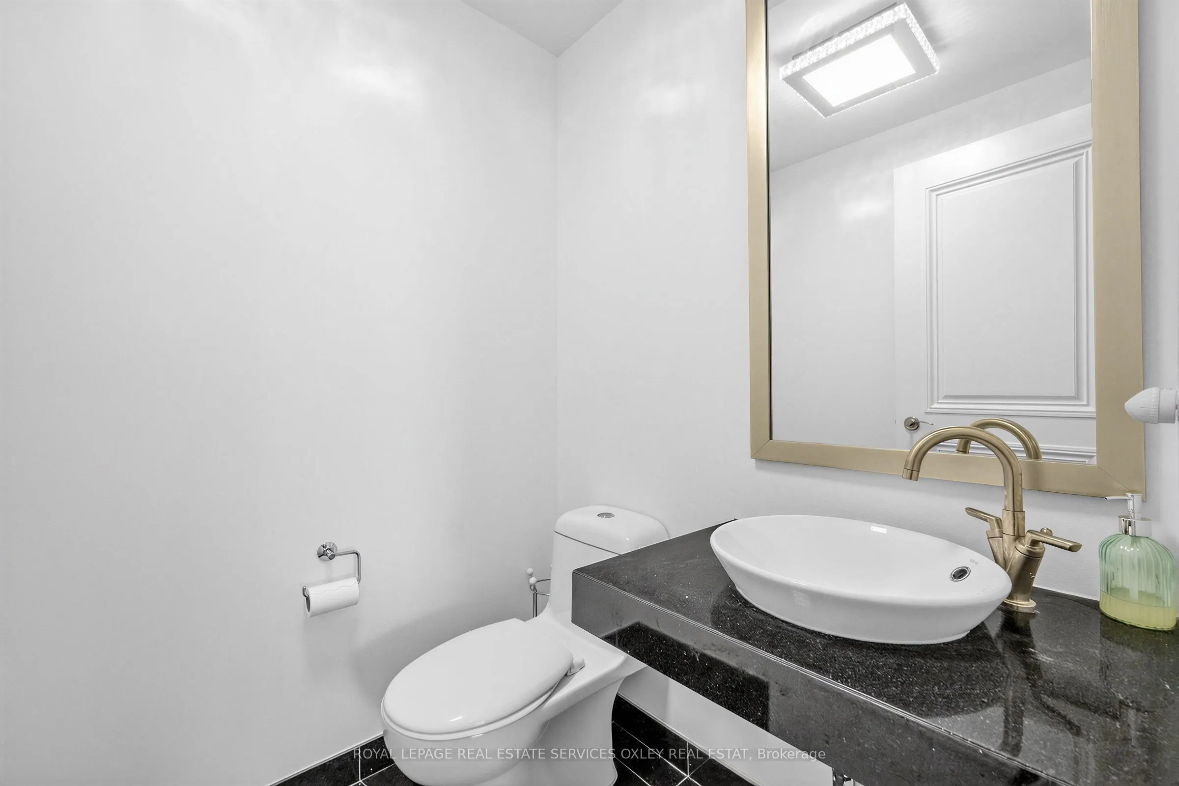 2181 Yonge Street #3701
