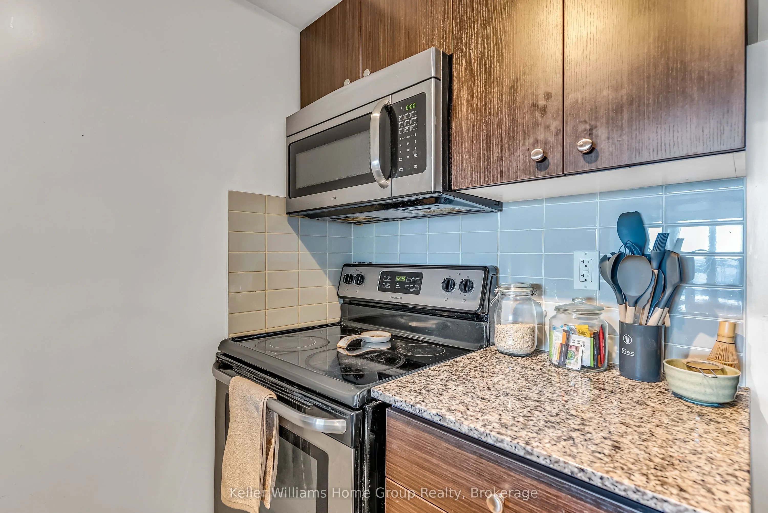 2015 Sheppard Avenue E #3410