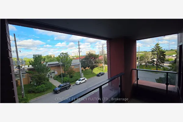 8 Tippett Road