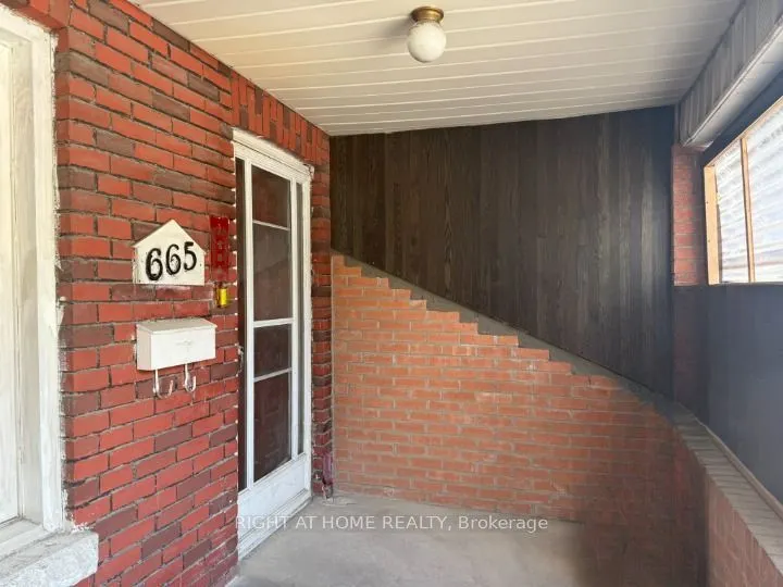 665 Ossington Avenue