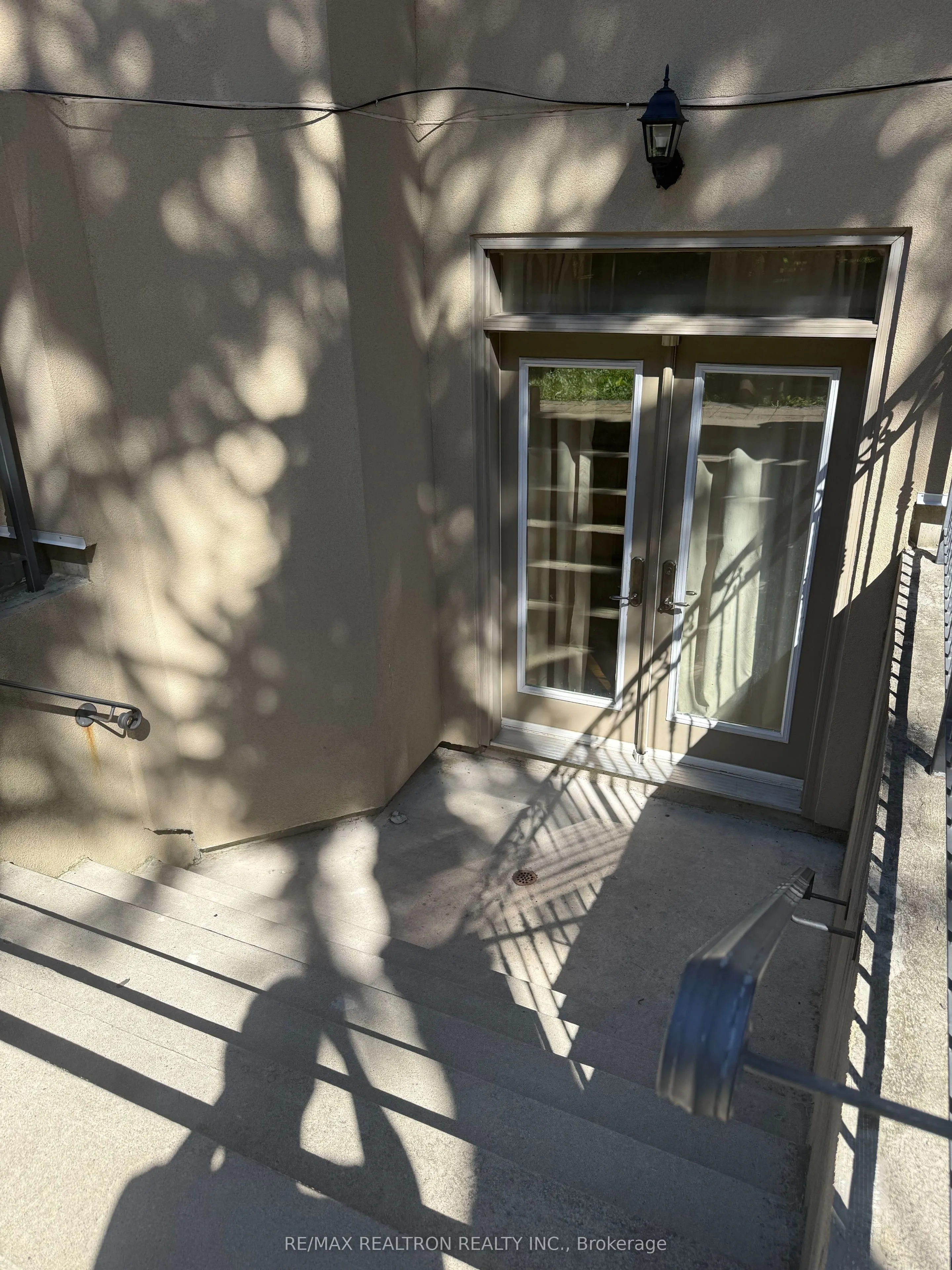71 Newton Drive