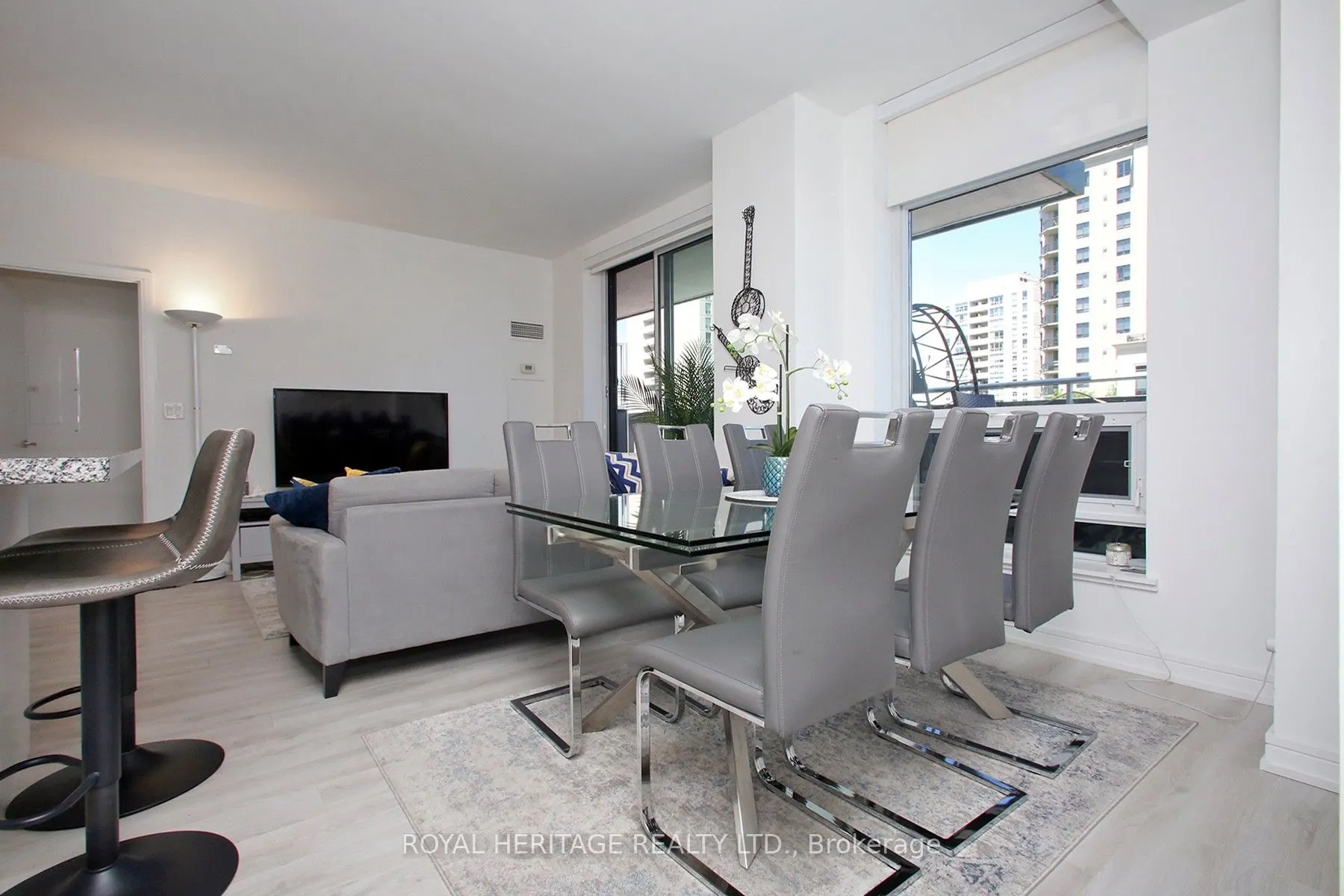 621 Sheppard Avenue E #TPH08