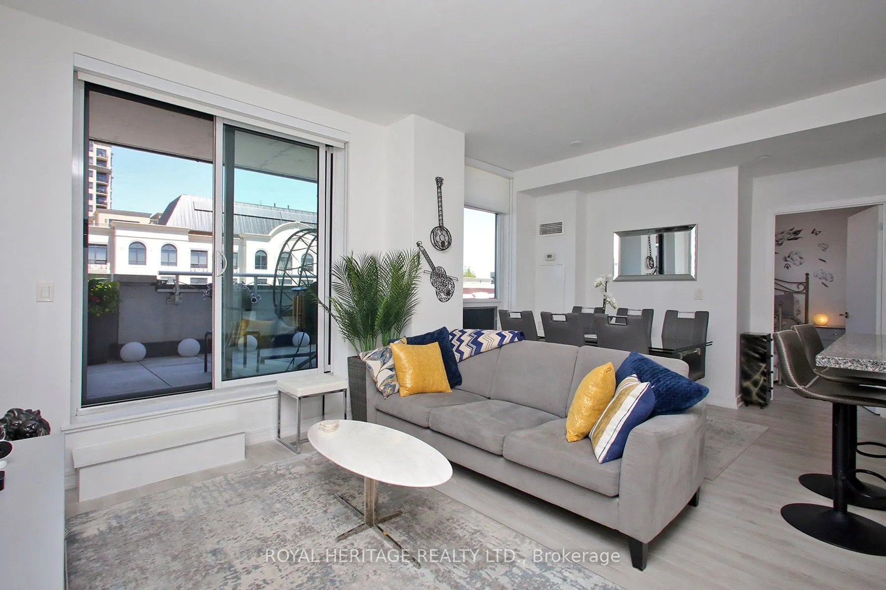 621 Sheppard Avenue E #TPH08