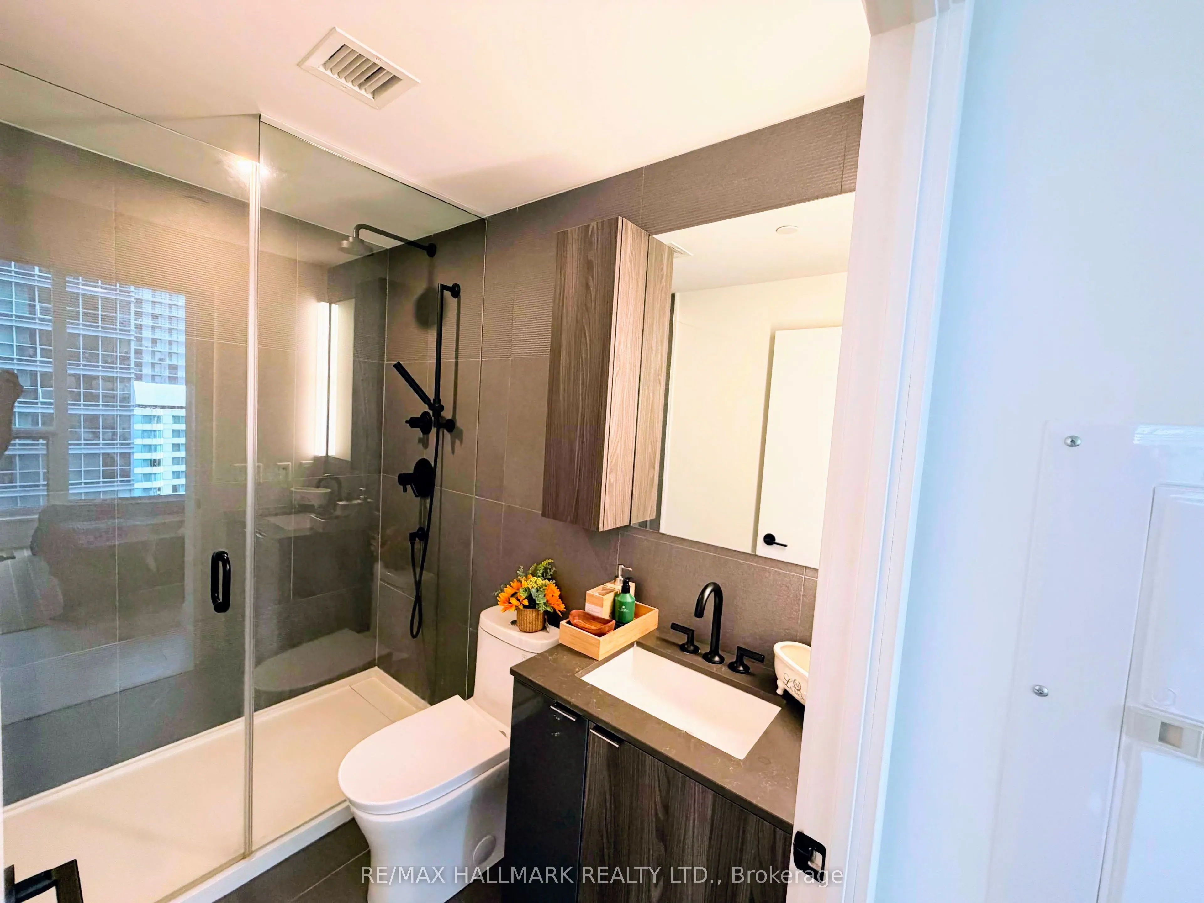 35 Mercer Street #2014