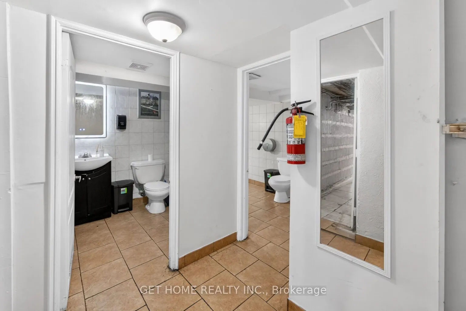 464 Sherbourne Street