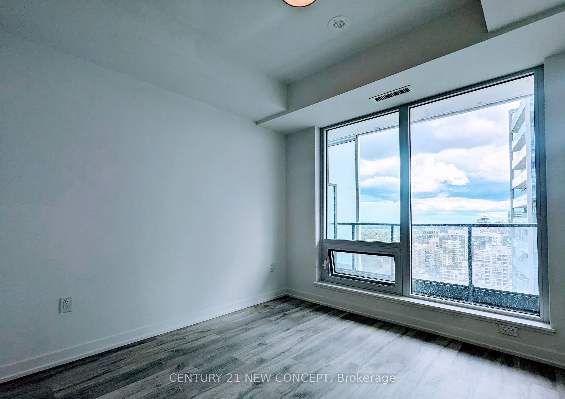 7 Golden Lion Heights #2905