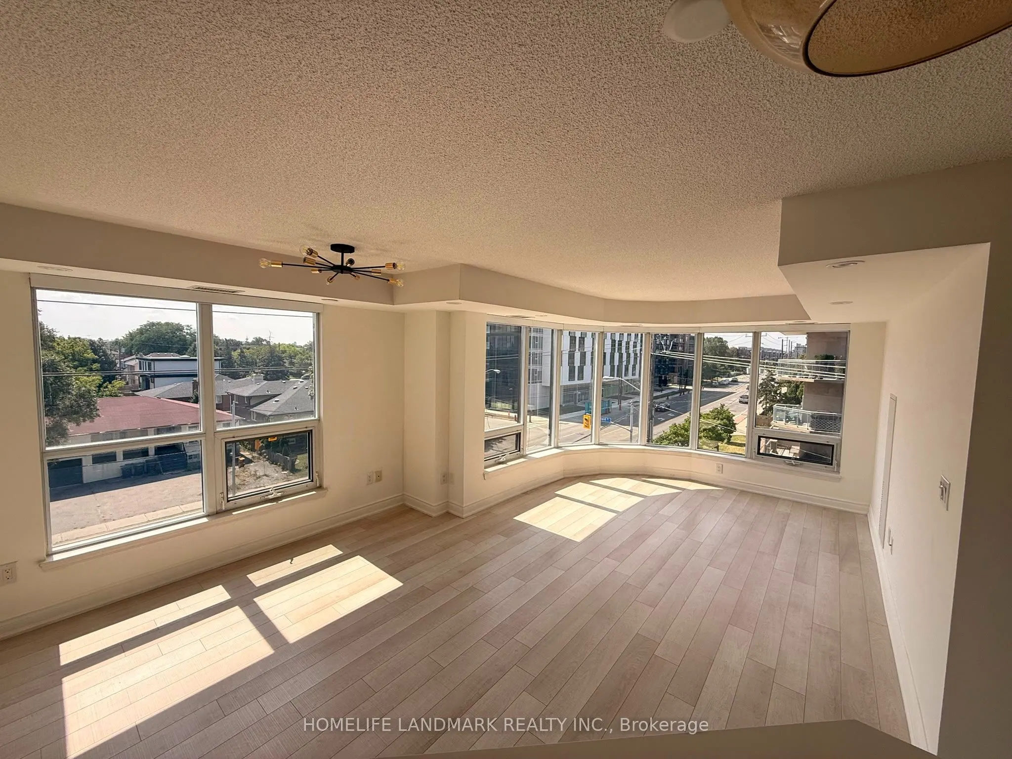 760 Sheppard Avenue W #413