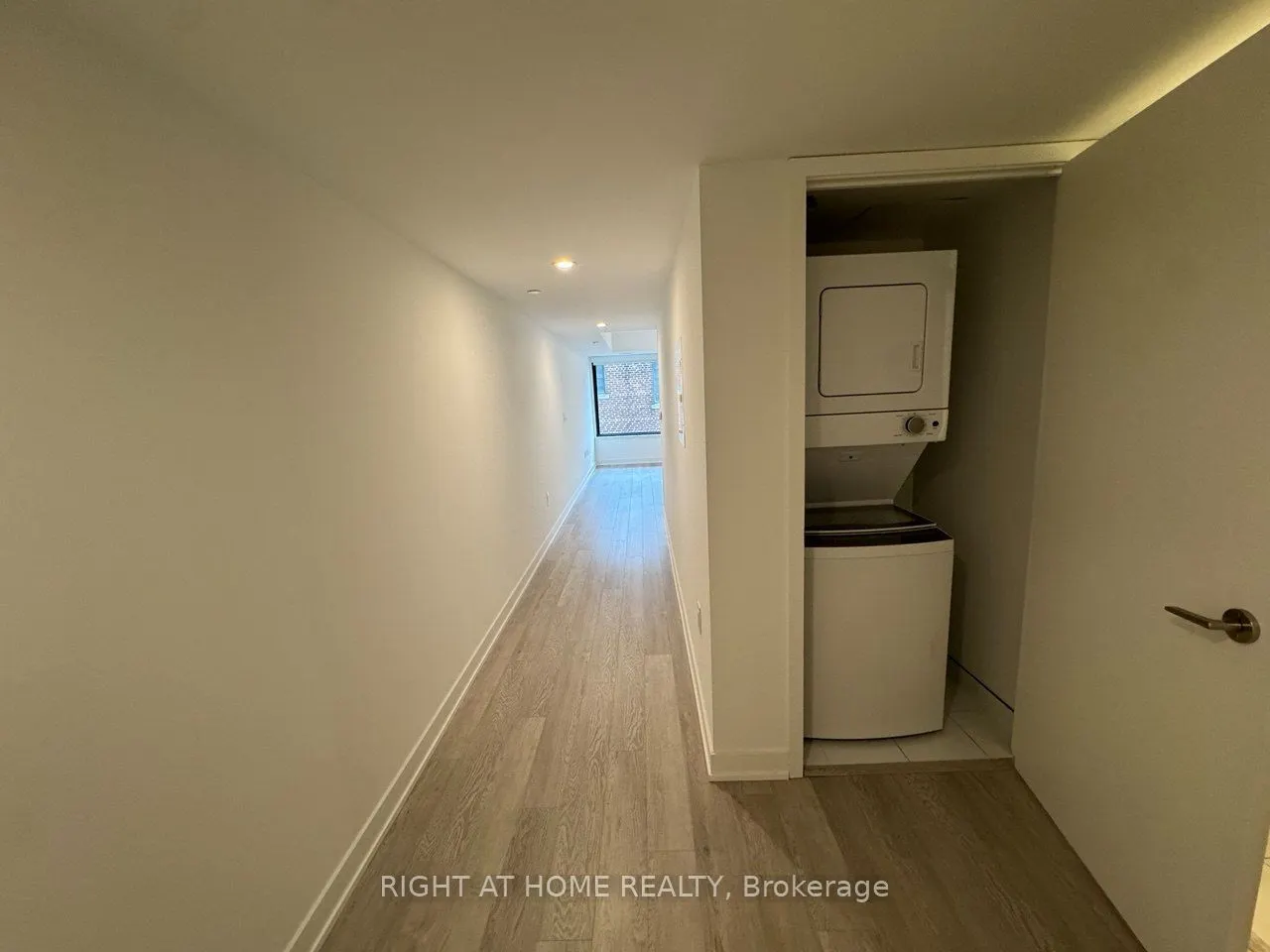 3 Strathgowan Avenue #324