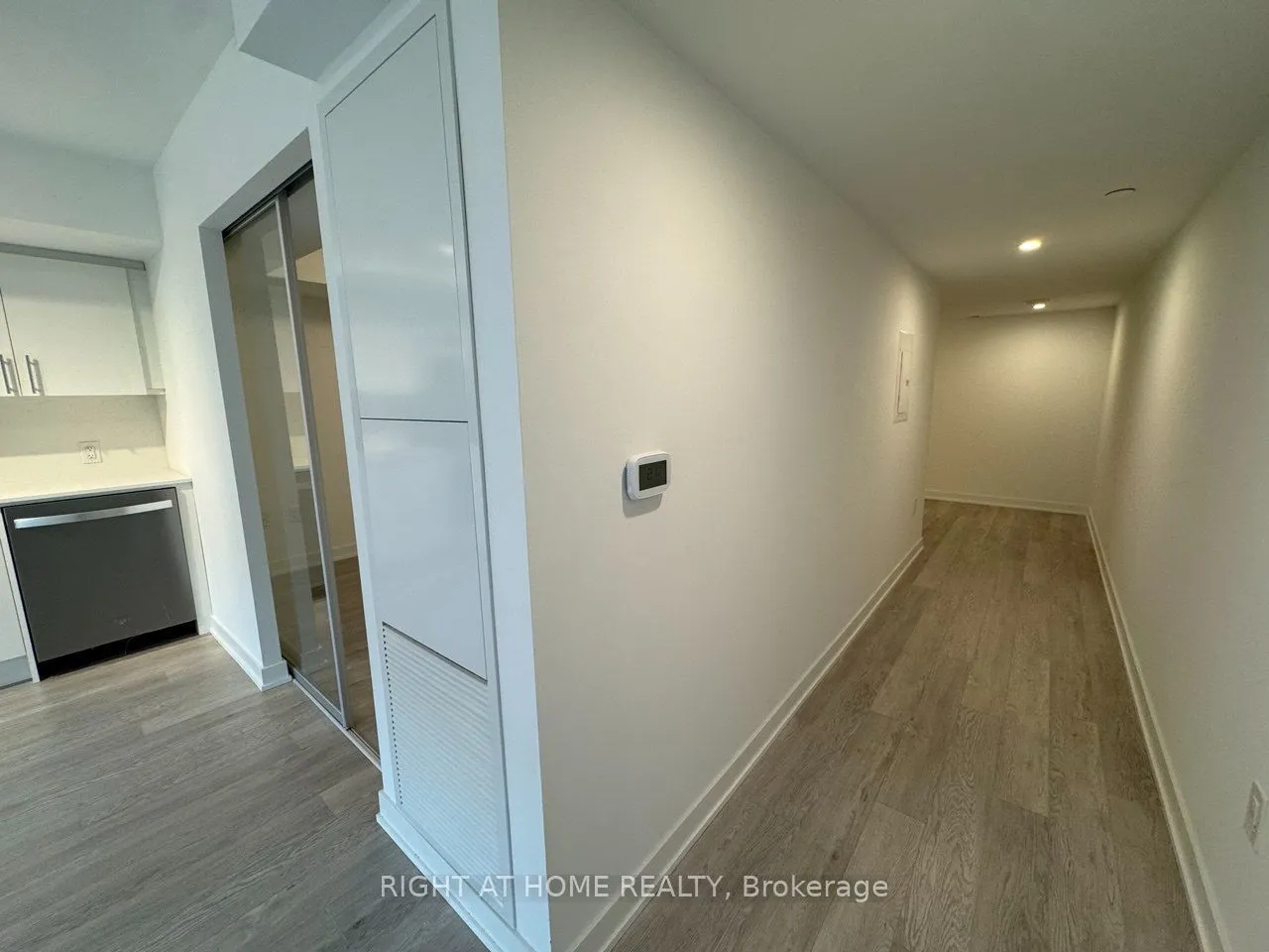 3 Strathgowan Avenue #324