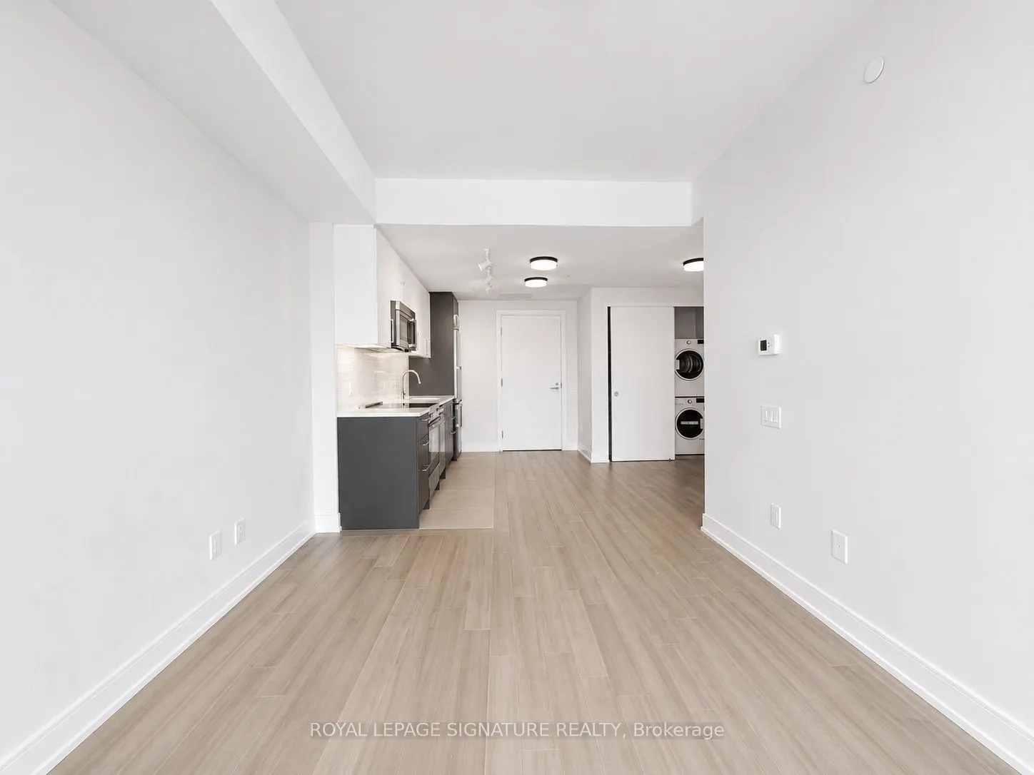 664 Spadina Avenue #1005