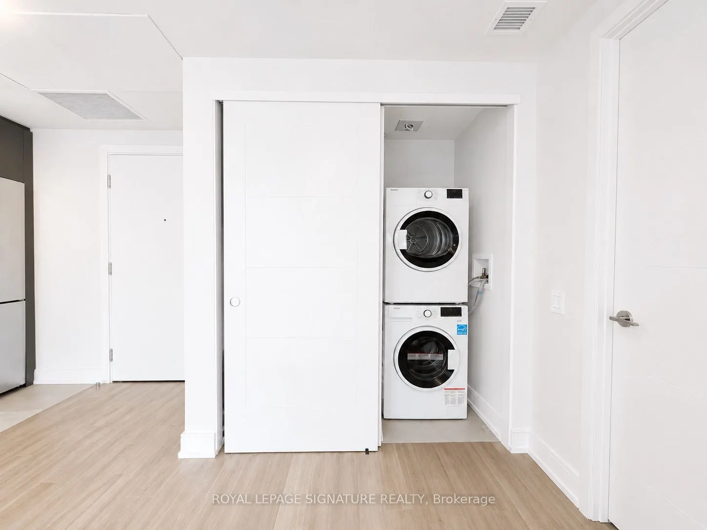 664 Spadina Avenue #1005