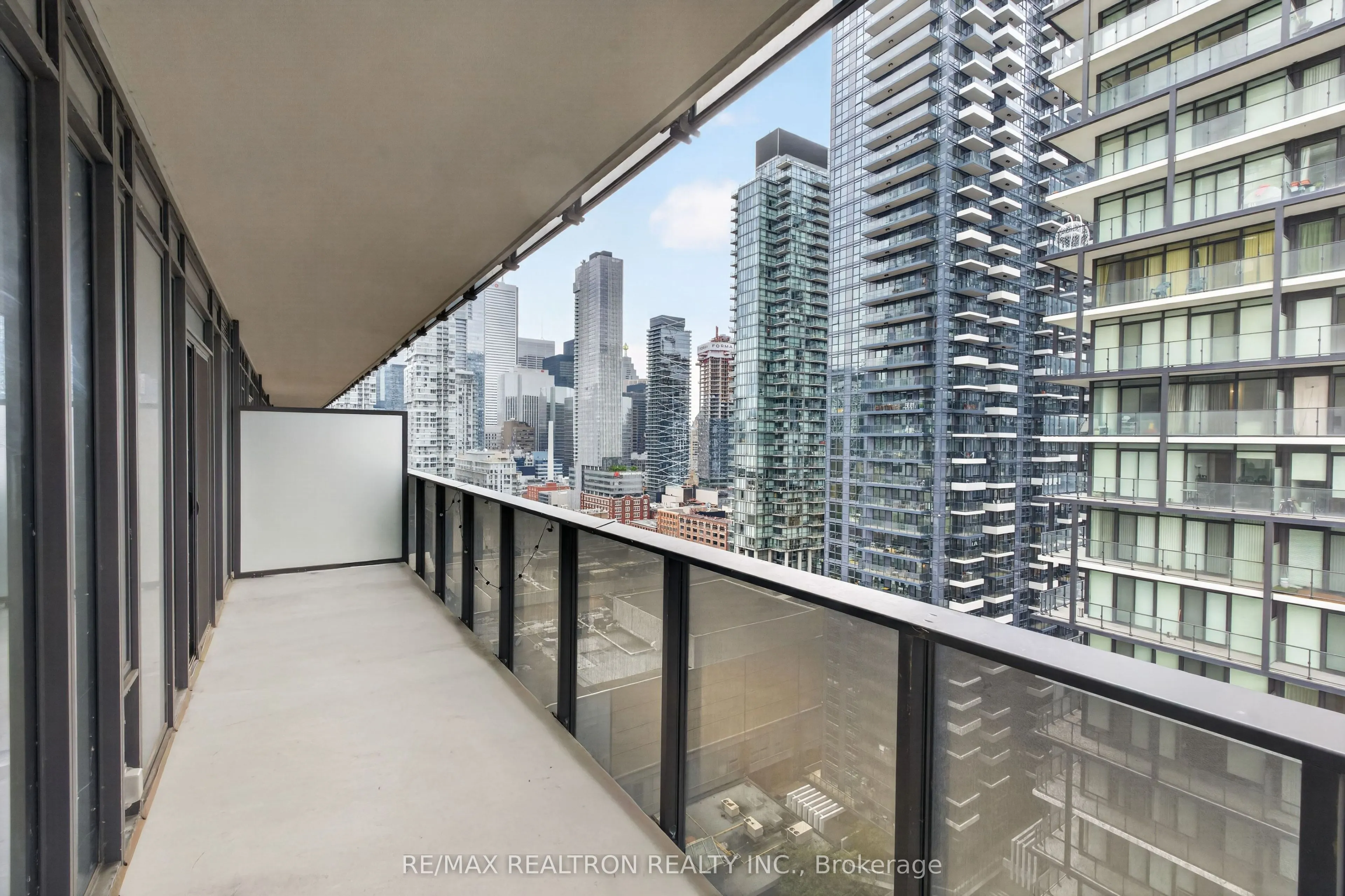 330 Richmond Street W #2203