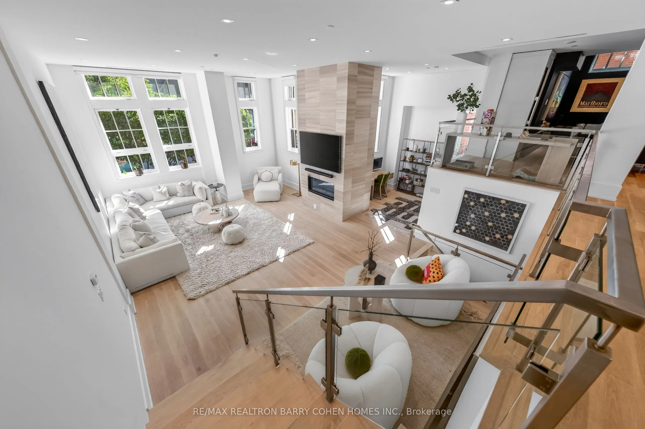 36 Hazelton Avenue #2A
