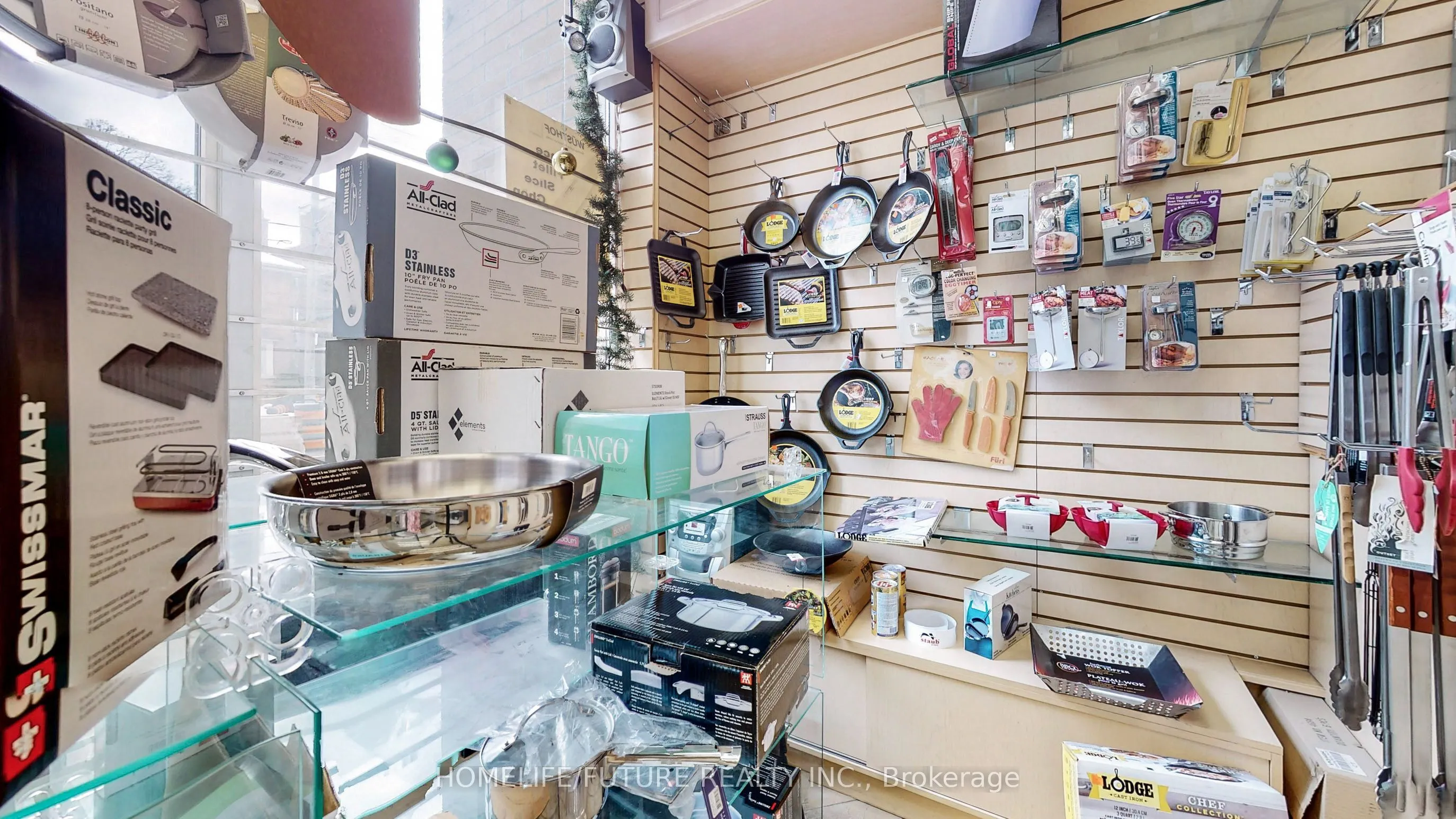 158 Eglinton Avenue W #11-14