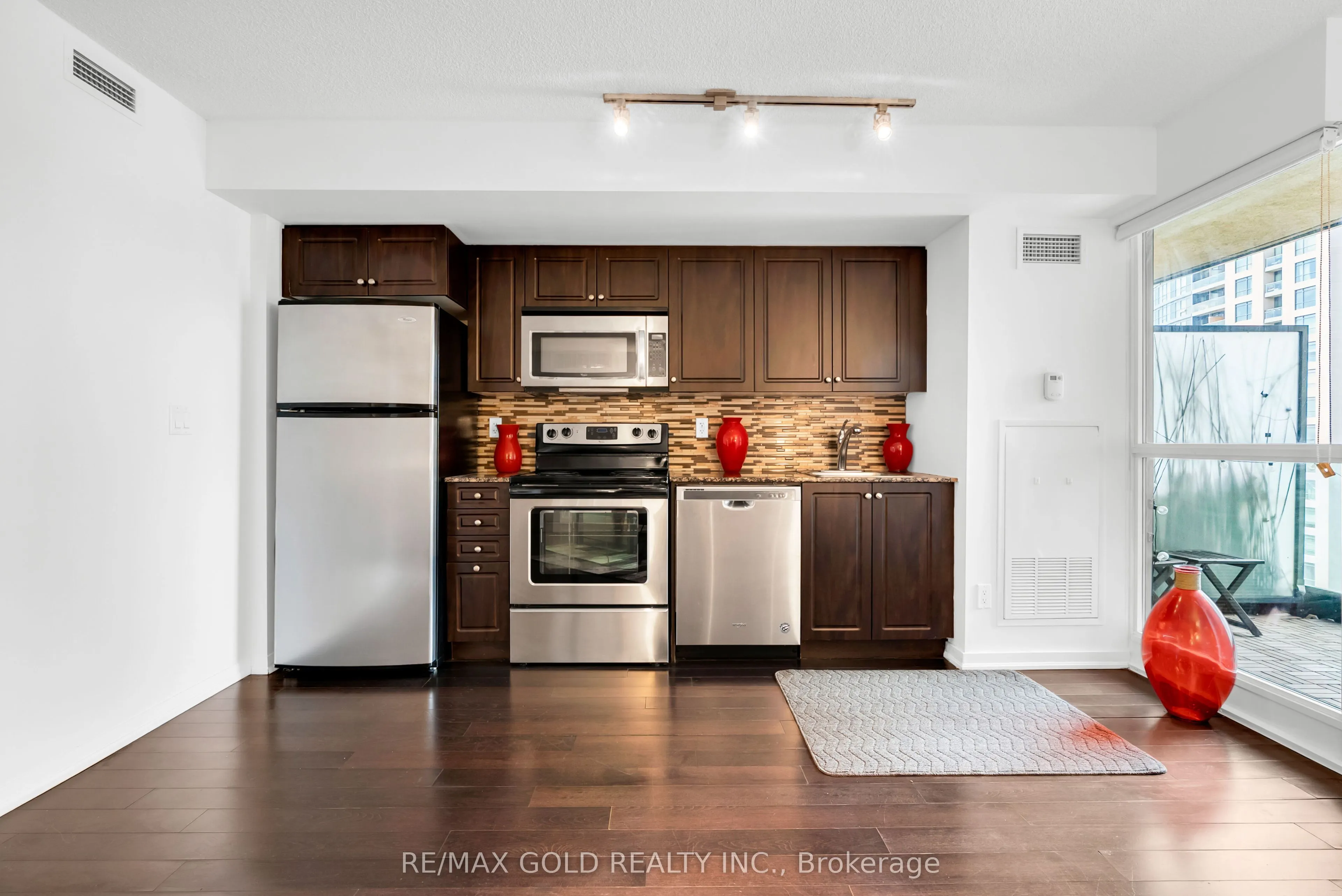 209 Fort York Boulevard #1357