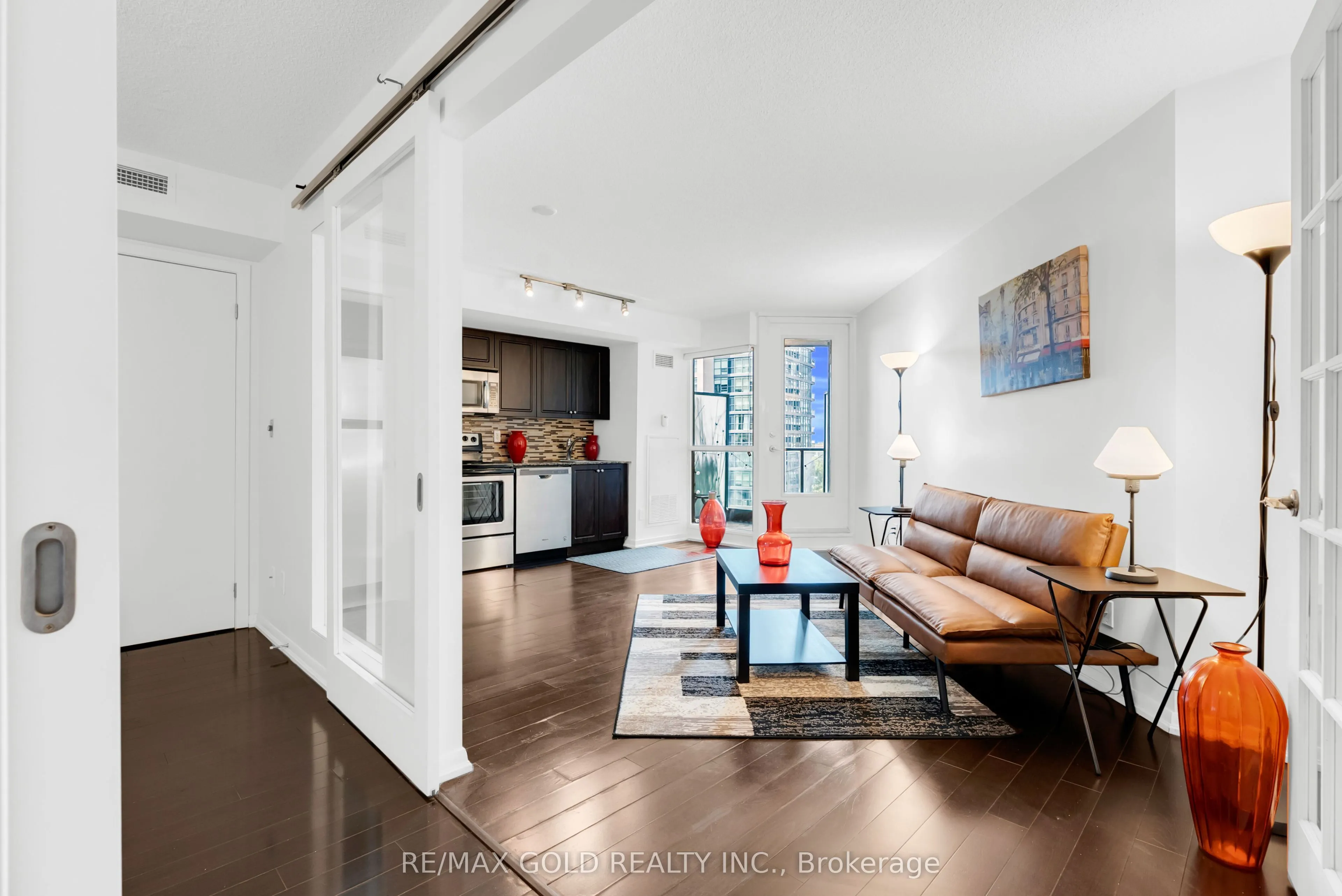 209 Fort York Boulevard #1357