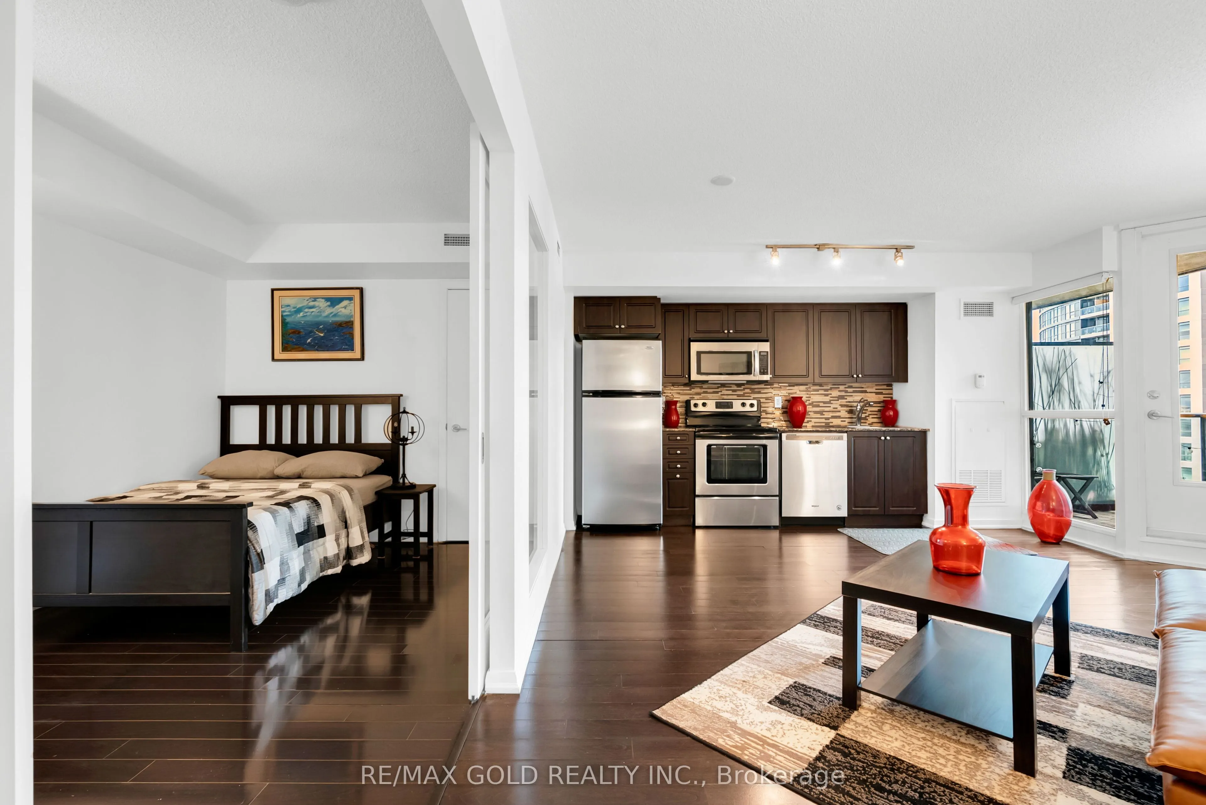 209 Fort York Boulevard #1357