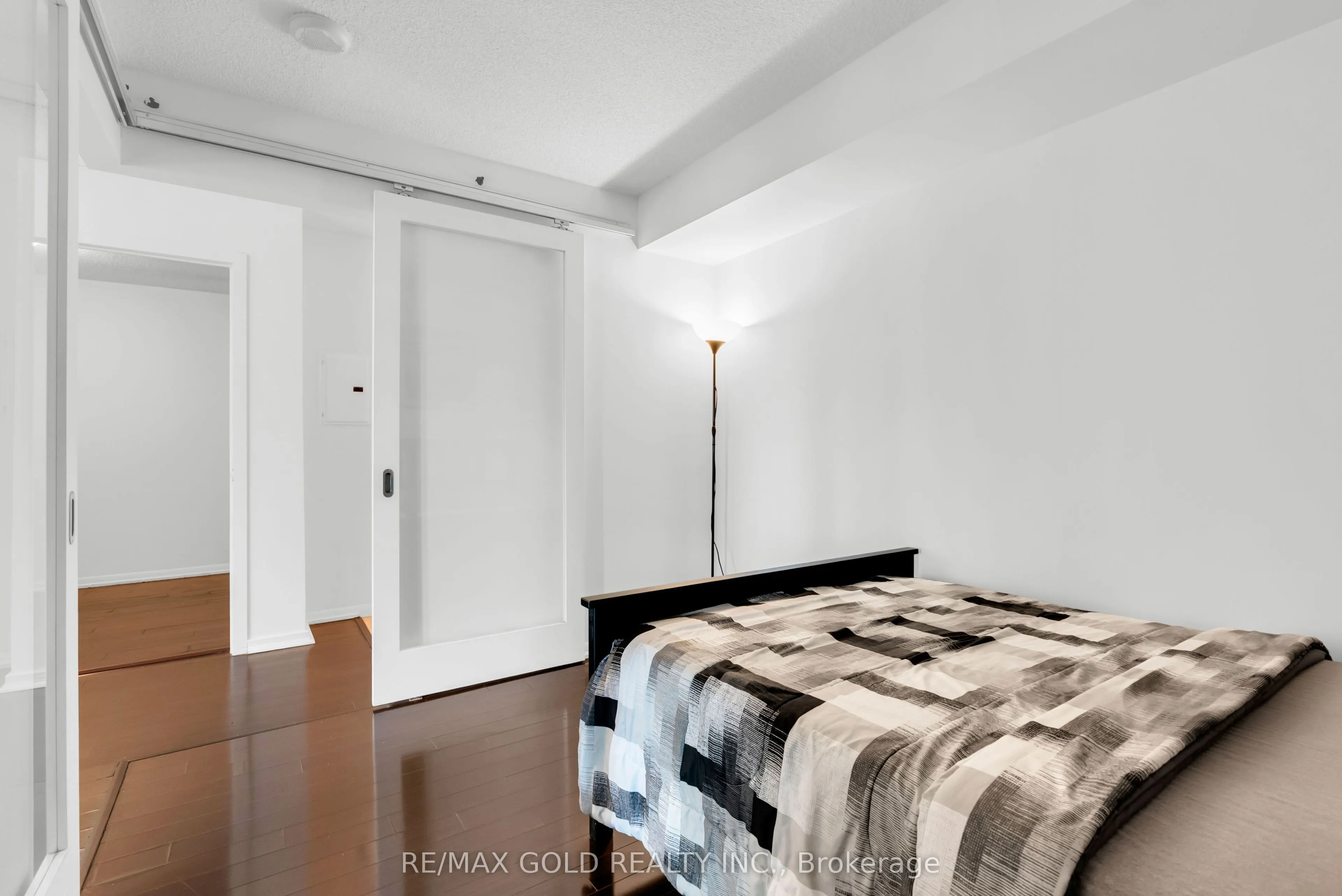 209 Fort York Boulevard #1357