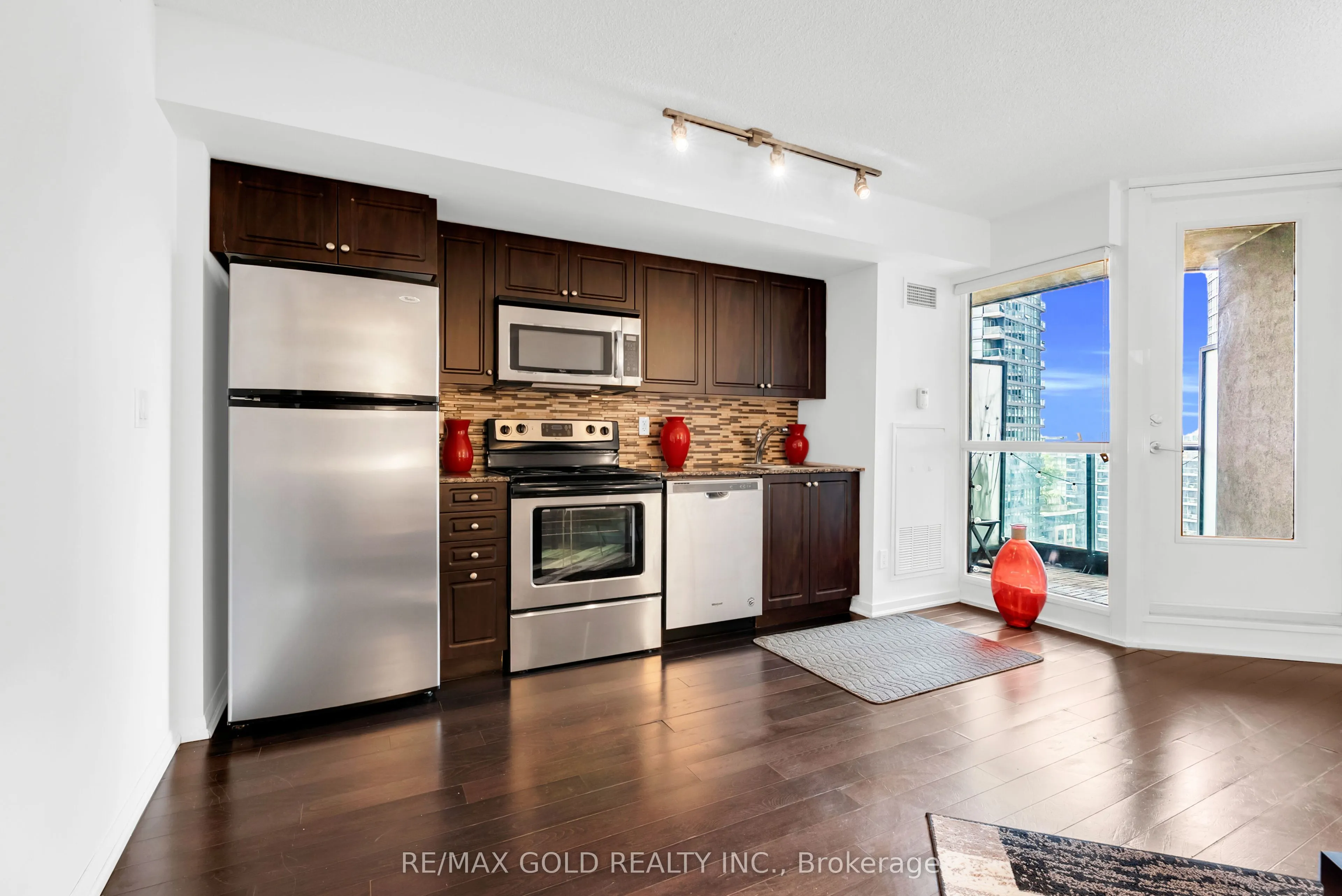 209 Fort York Boulevard #1357