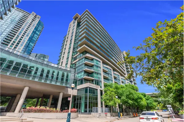 209 Fort York Boulevard