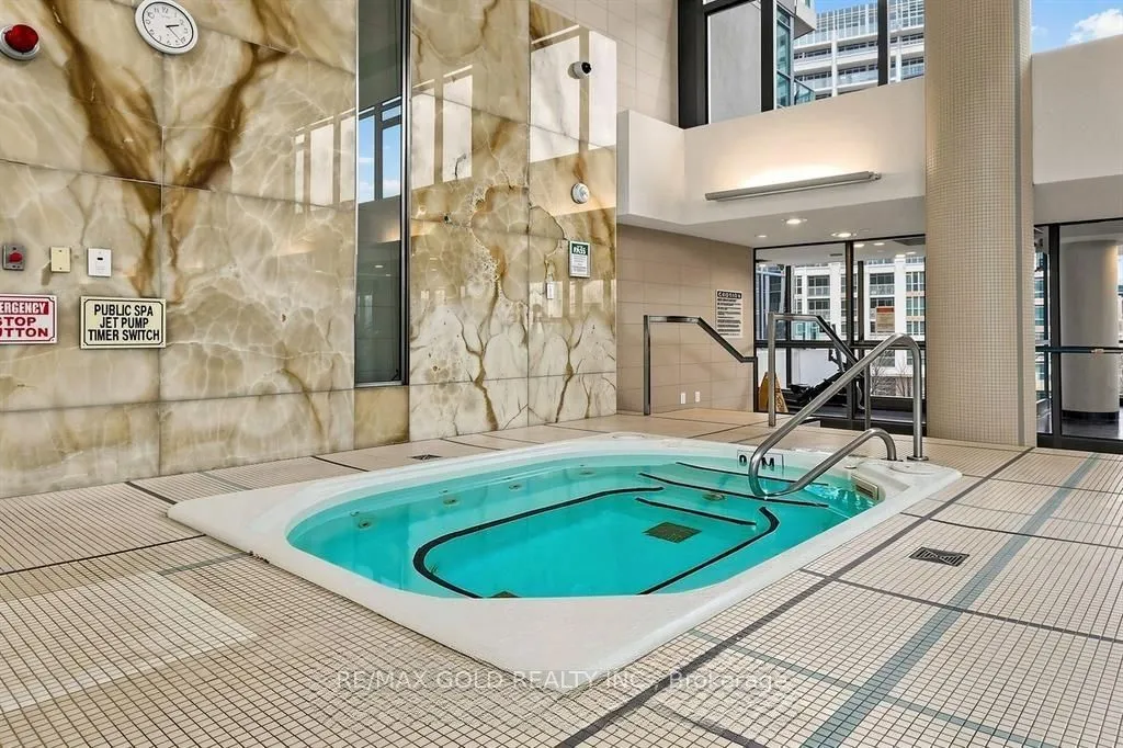 209 Fort York Boulevard #1357