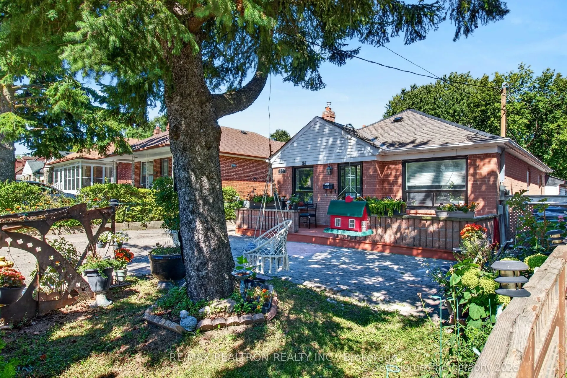 84 Ranee Avenue