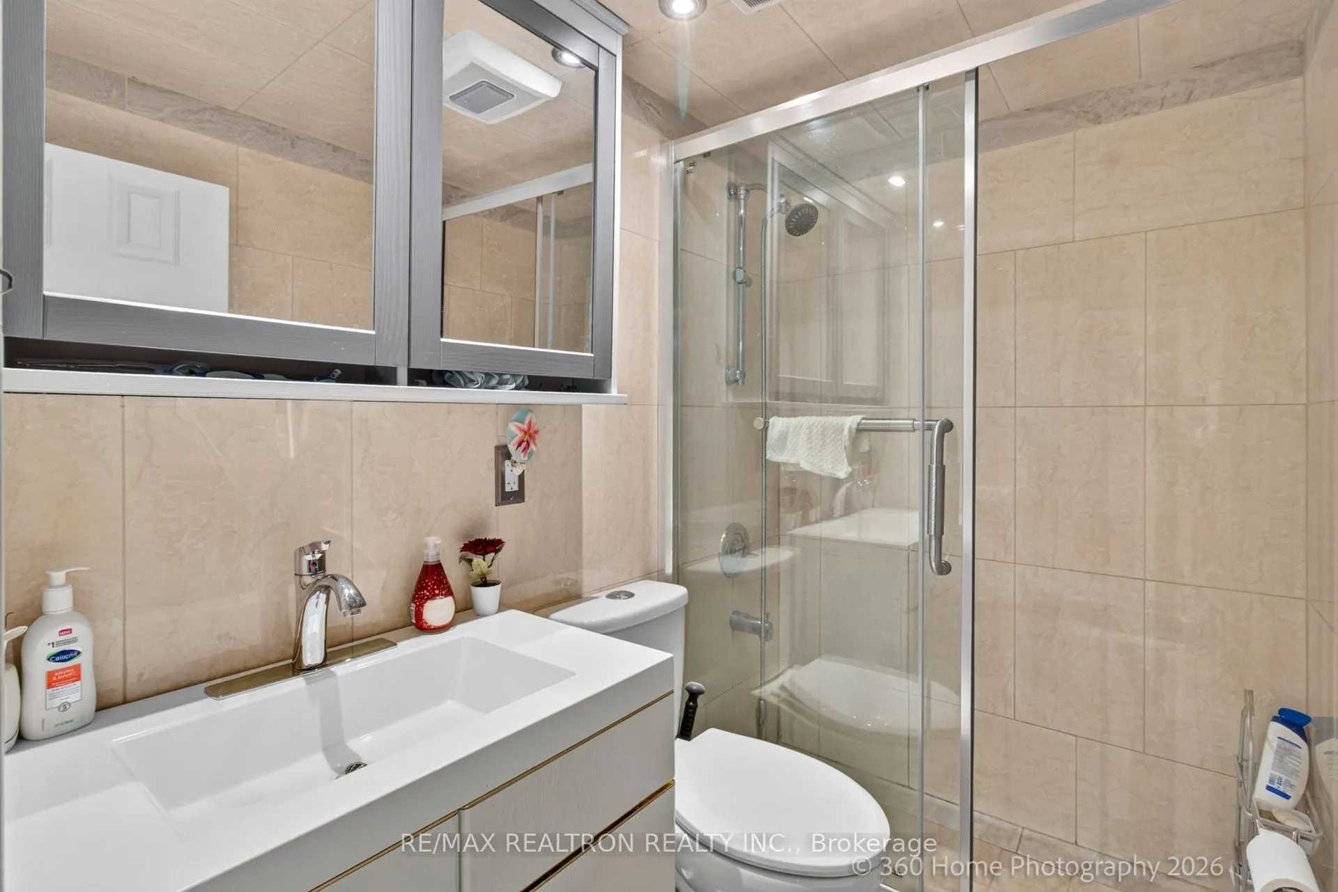 84 Ranee Avenue