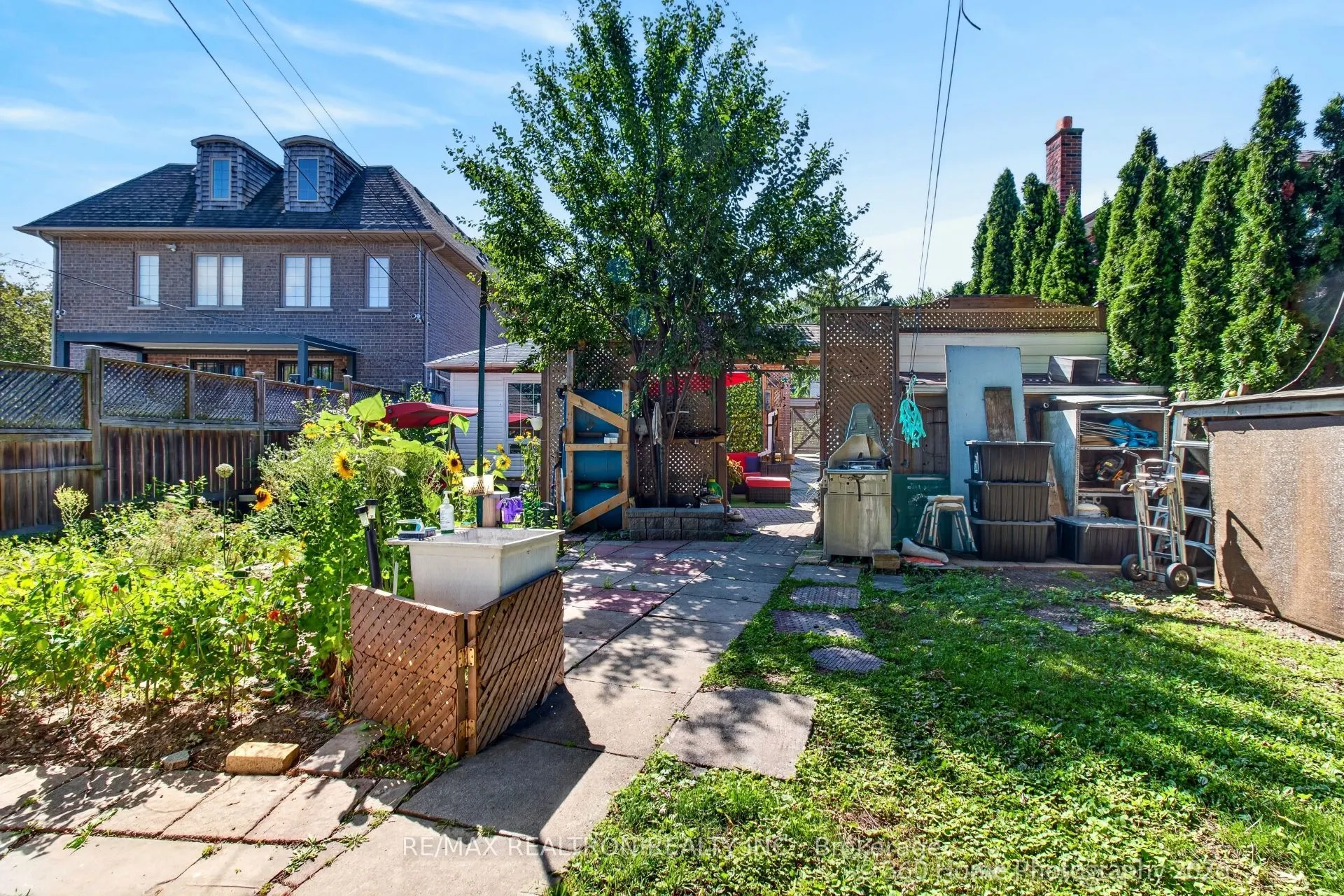 84 Ranee Avenue