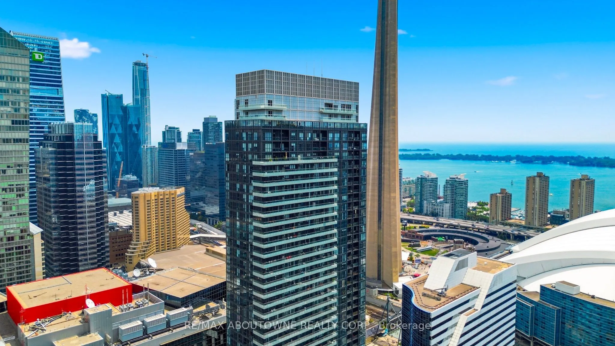 300 Front Street W #3909