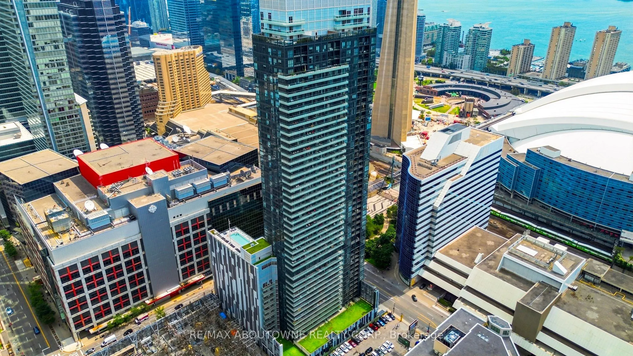 300 Front Street W #3909